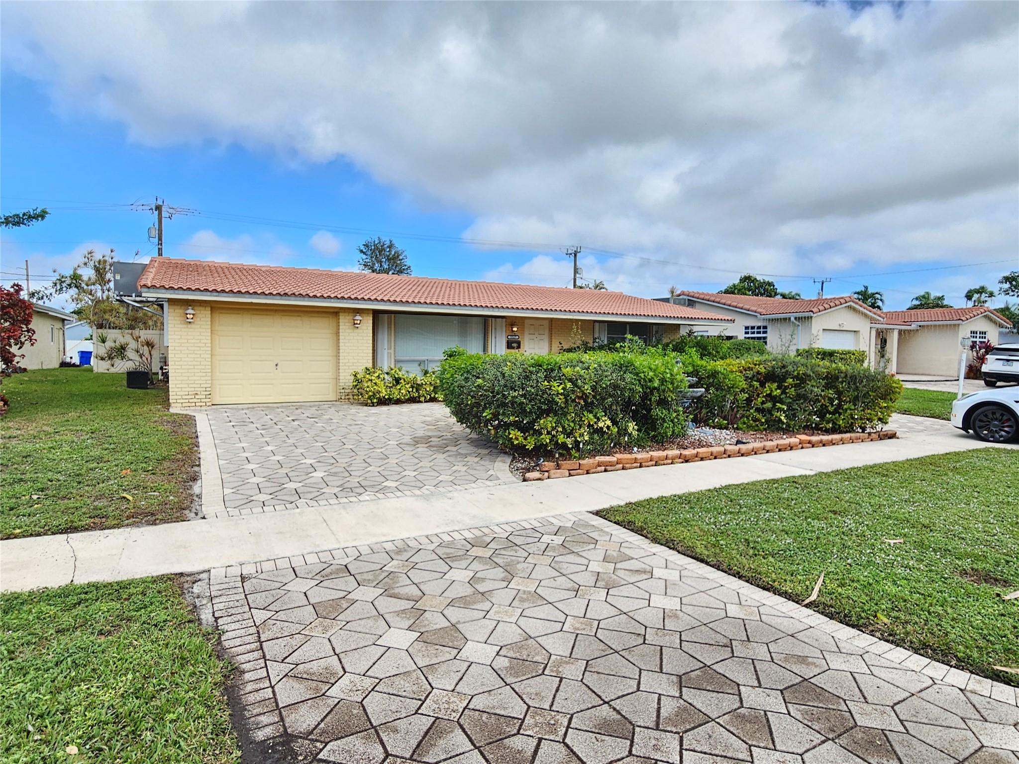 5517 Jefferson St Hollywood FL 33021 | F10407377