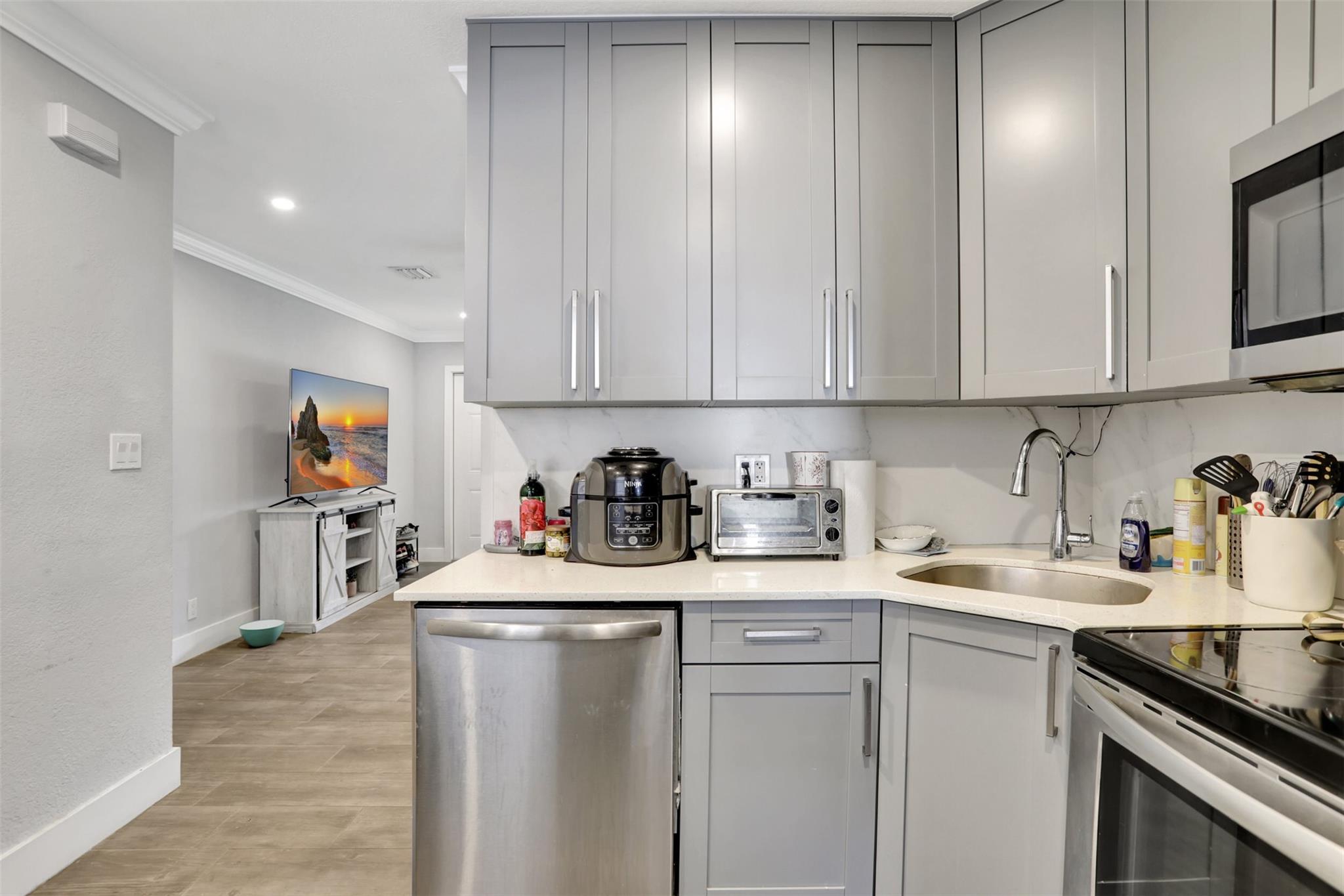 Homes for sale in Wilton Manors, FL | 2617 Nw 9Th Ave, Wilton Manors, FL 33311 | MLS# F10410122