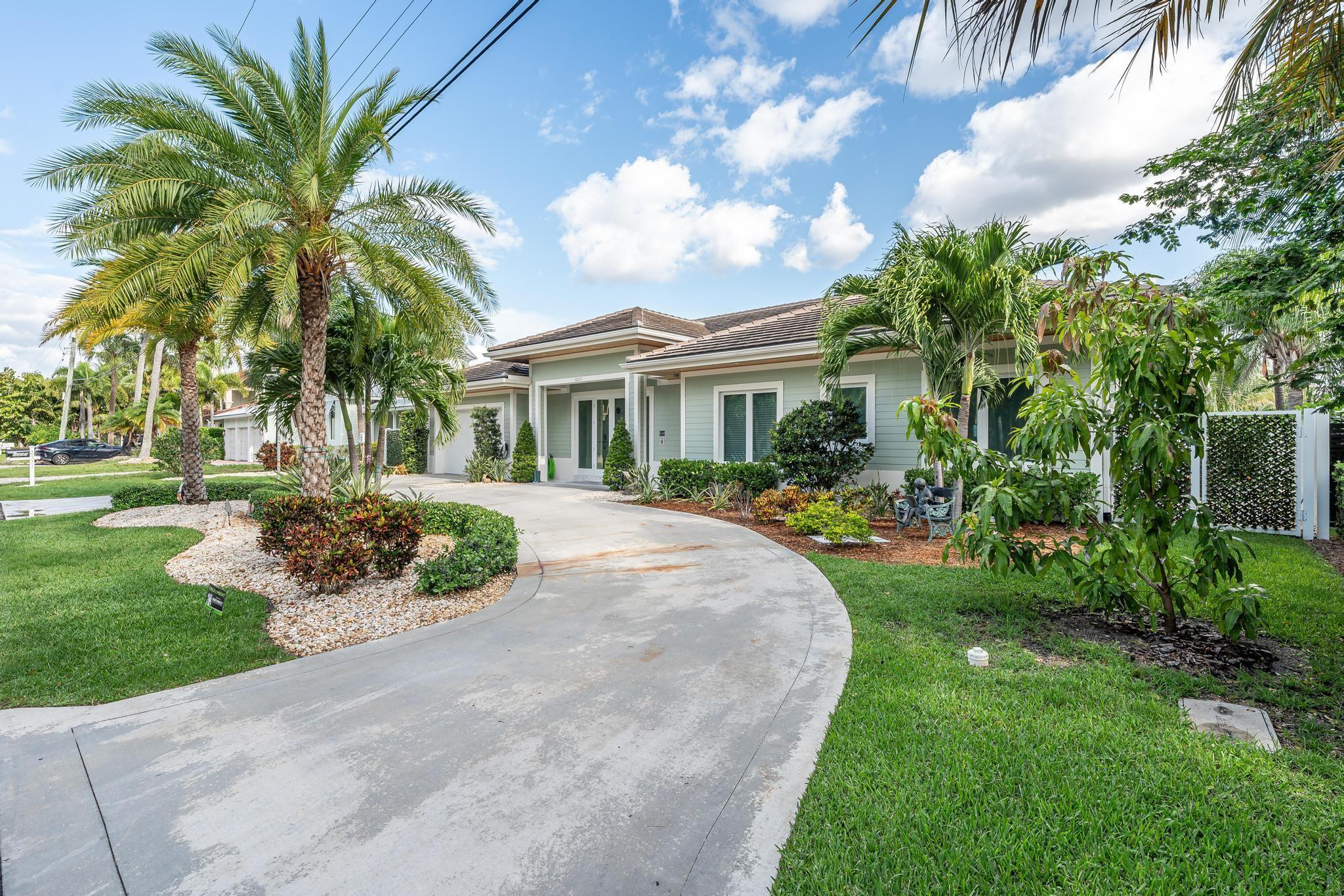 2333 Ne 24th St Lighthouse Point FL 33064 | F10409195