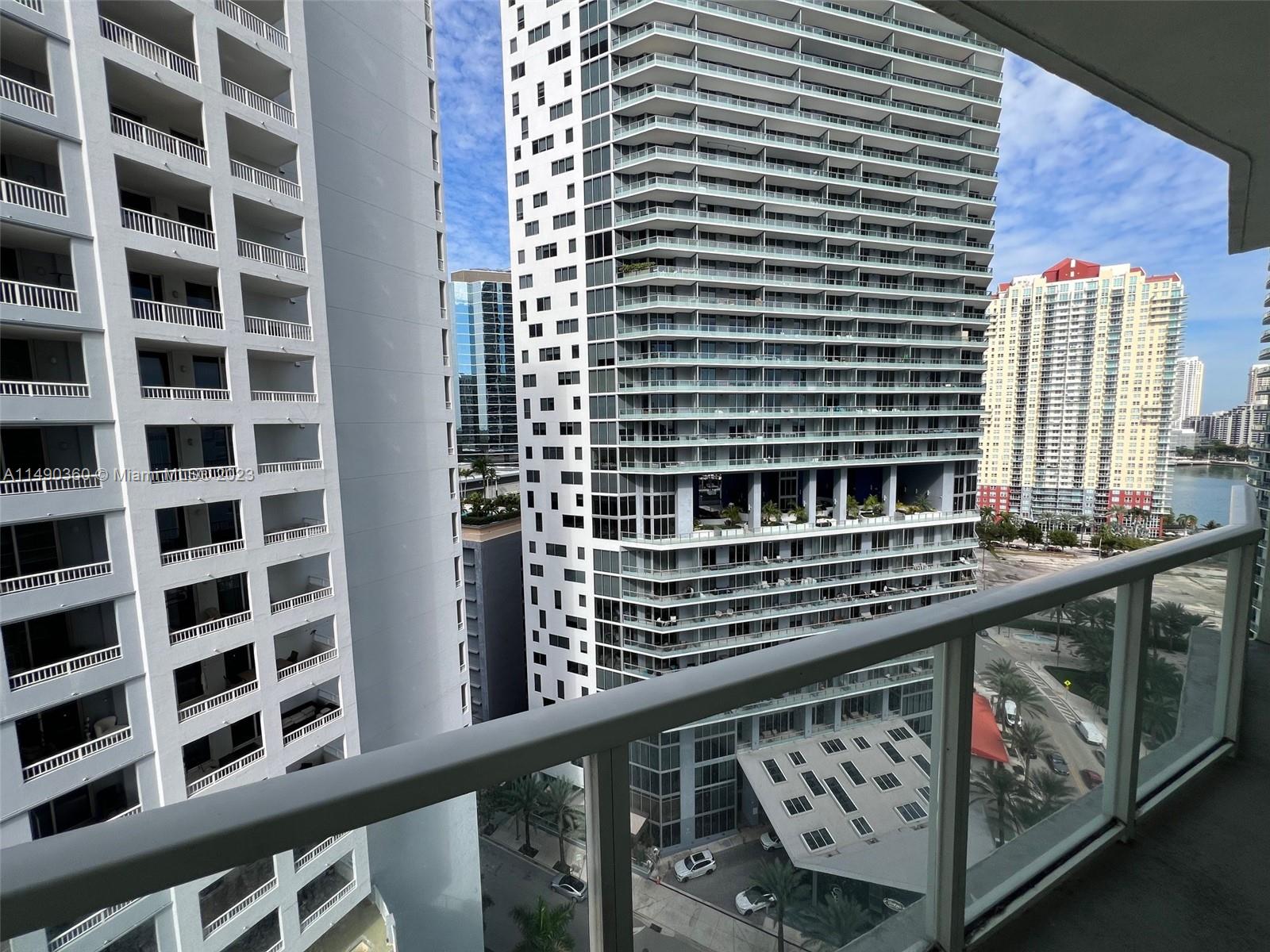 The Emerald At Brickell C