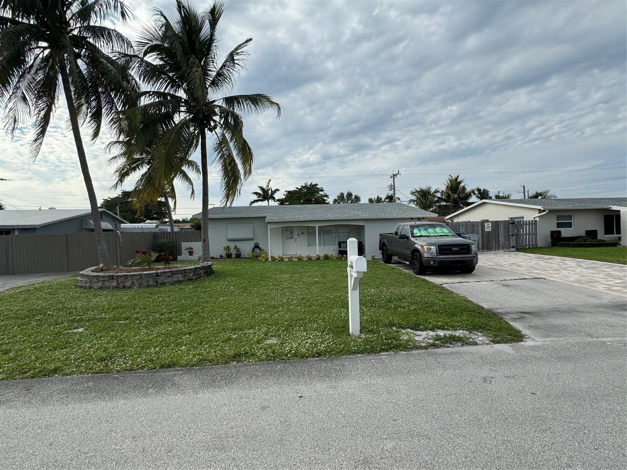 3221 Ne 9TH TE Pompano Beach FL 33064 | F10411386