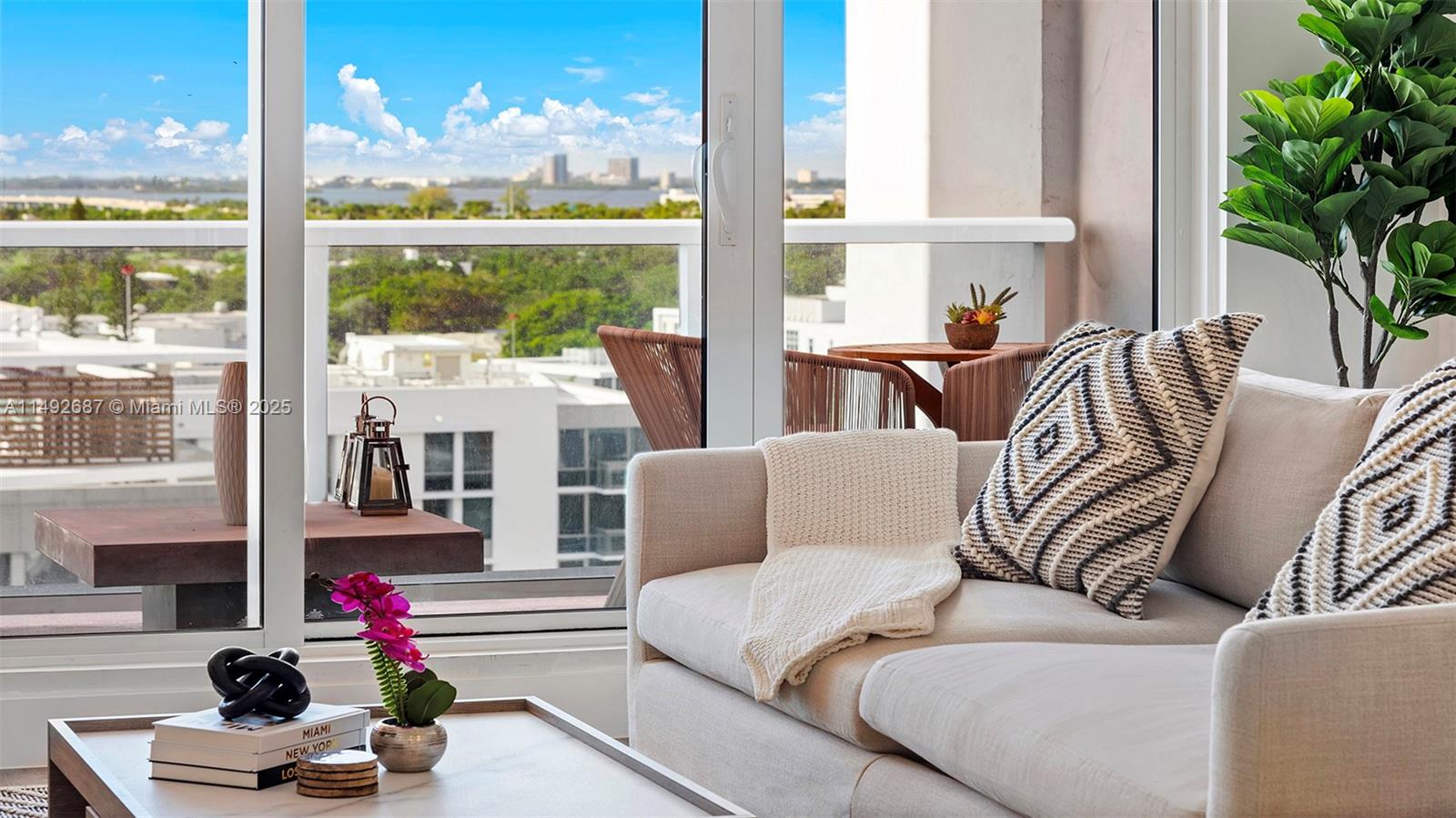 Roney Palace Condo