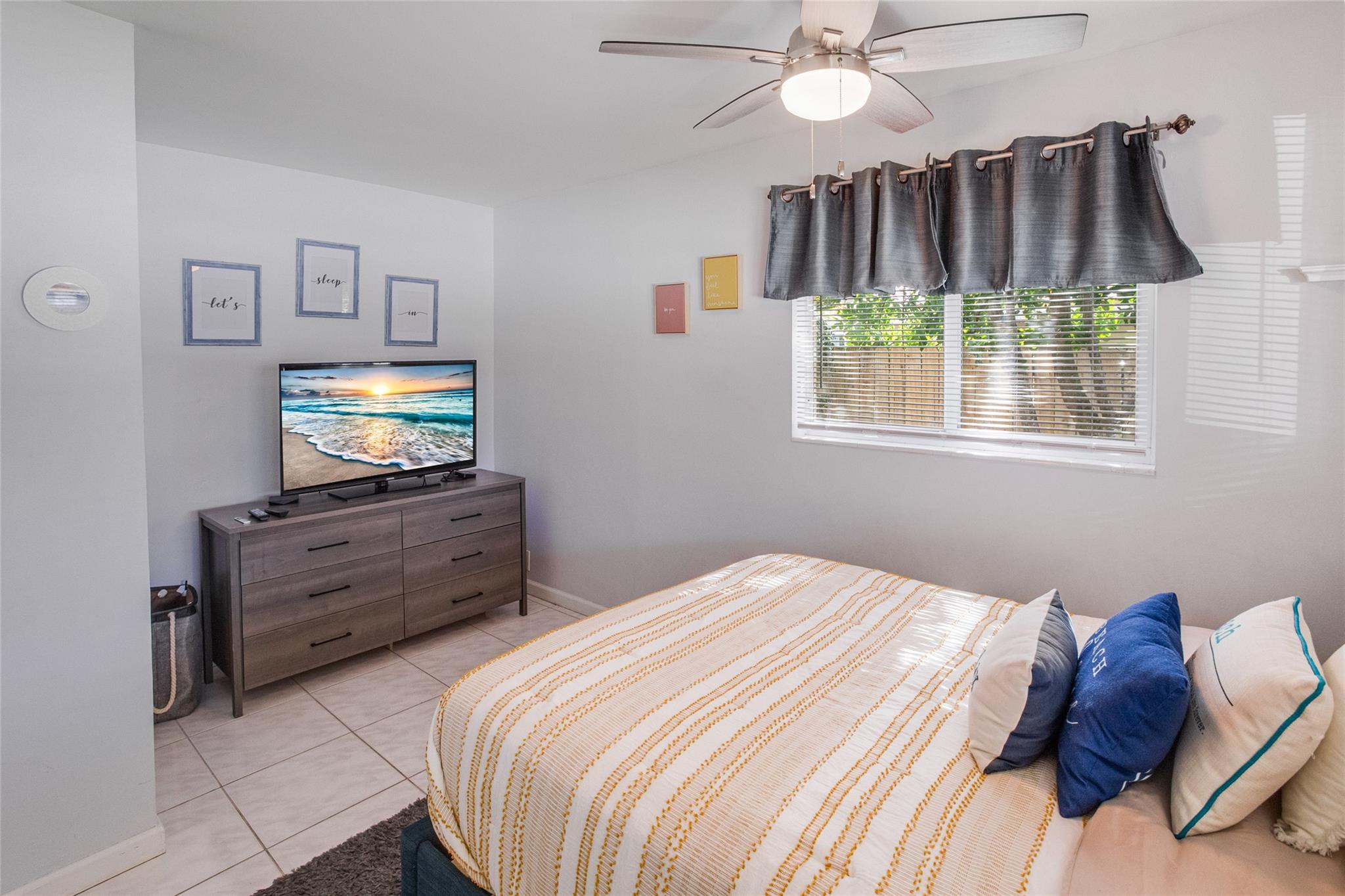 Alcove for TV or reading area.