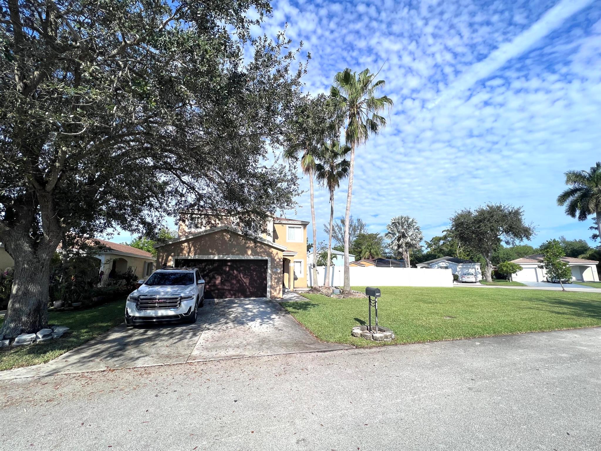 1207 Sw 46th Terrace Deerfield Beach FL 33442 | R10940202