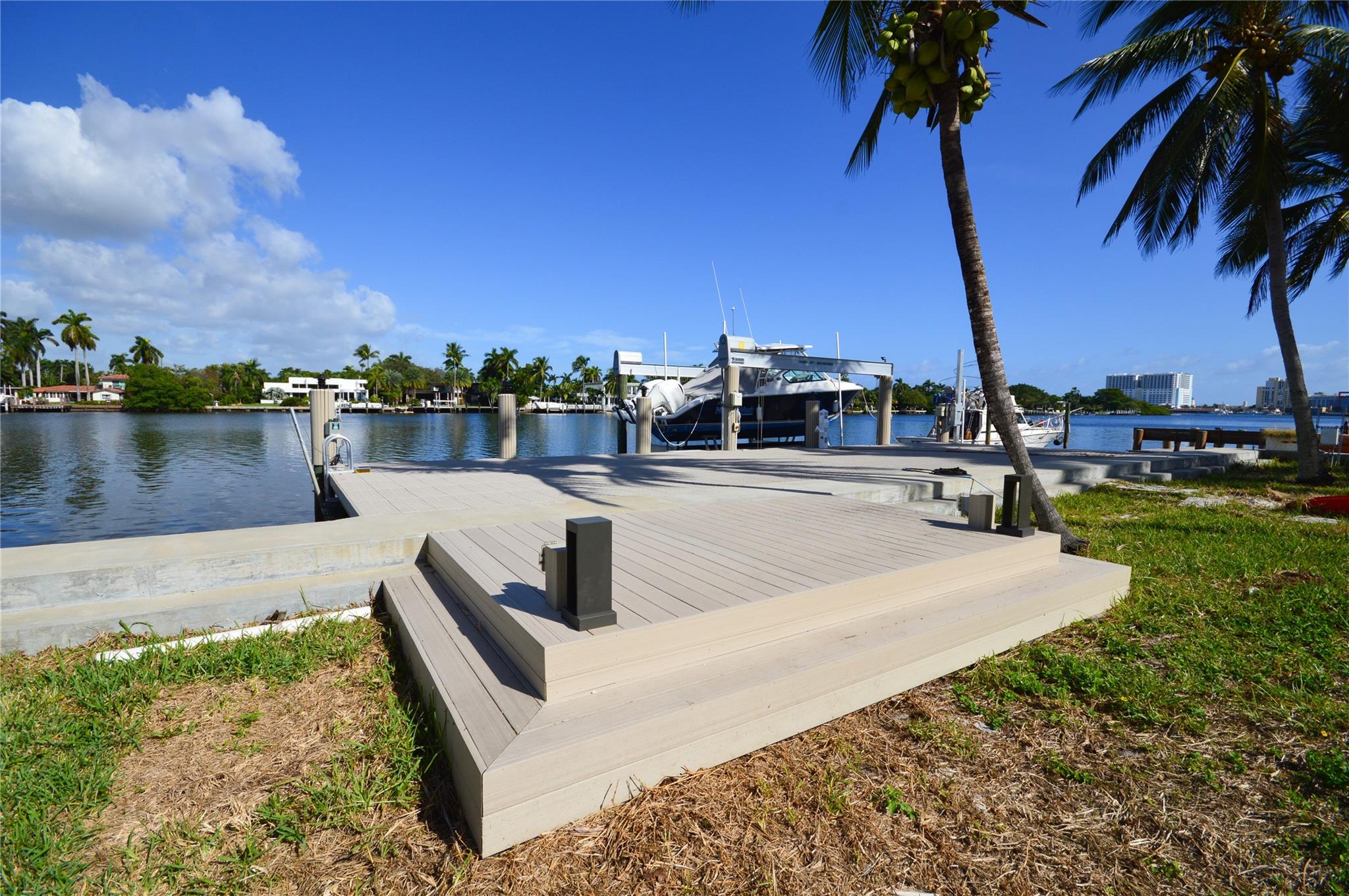 Approx 972 sq ft of decking