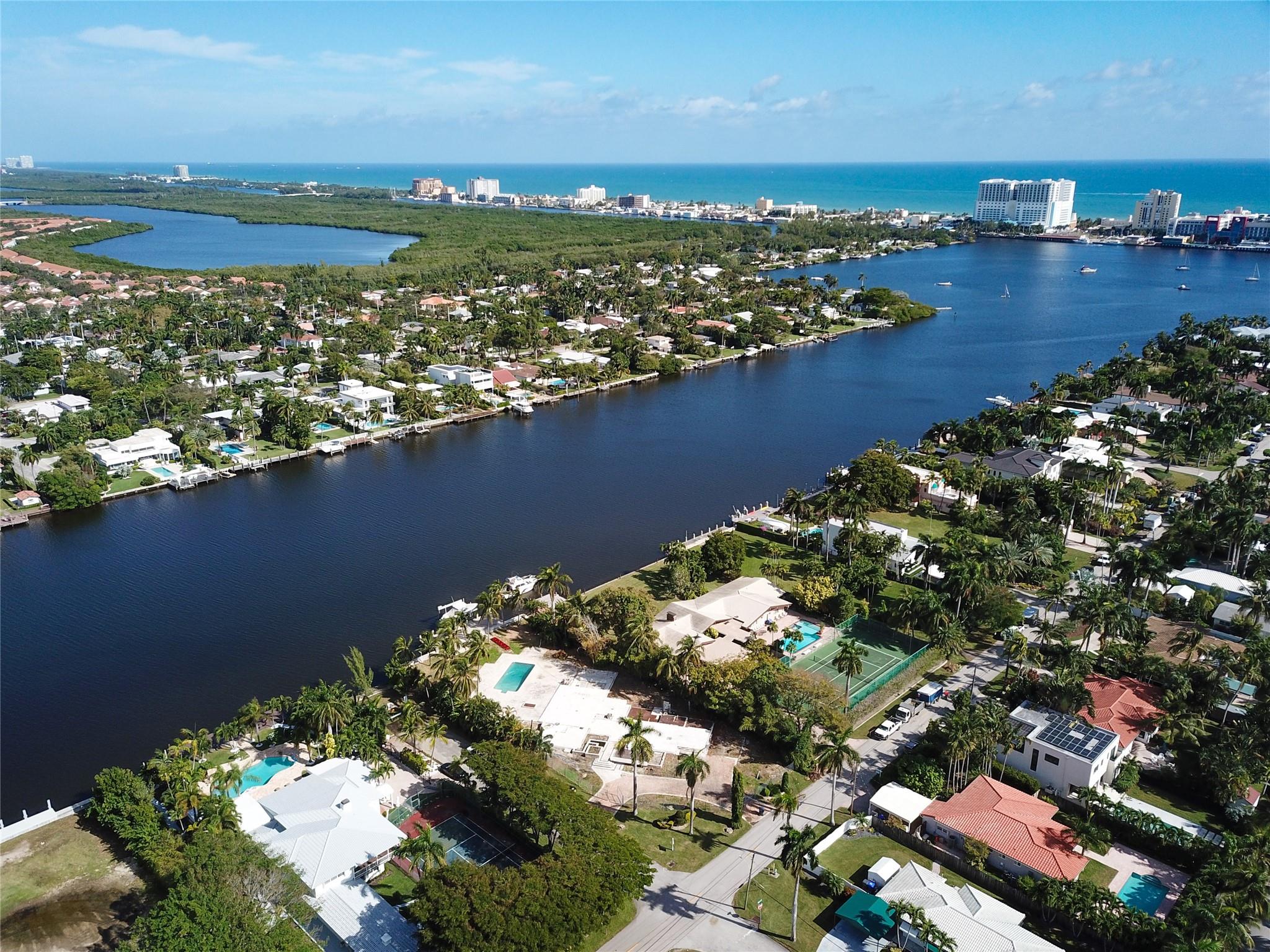 corner lot Hollywood Lakes