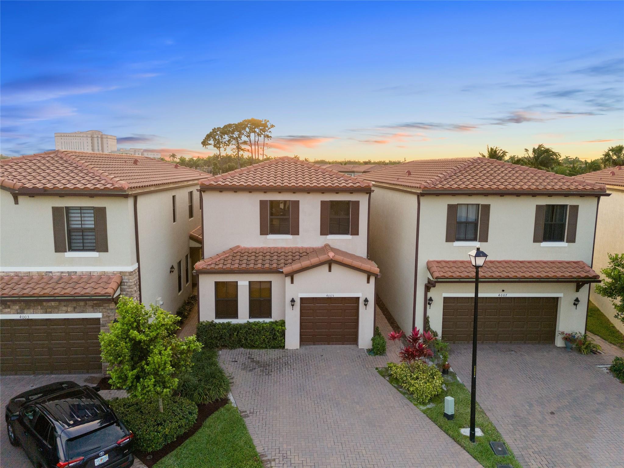 4005 Screw Pine Cv Riviera Beach FL 33410 | F10412913