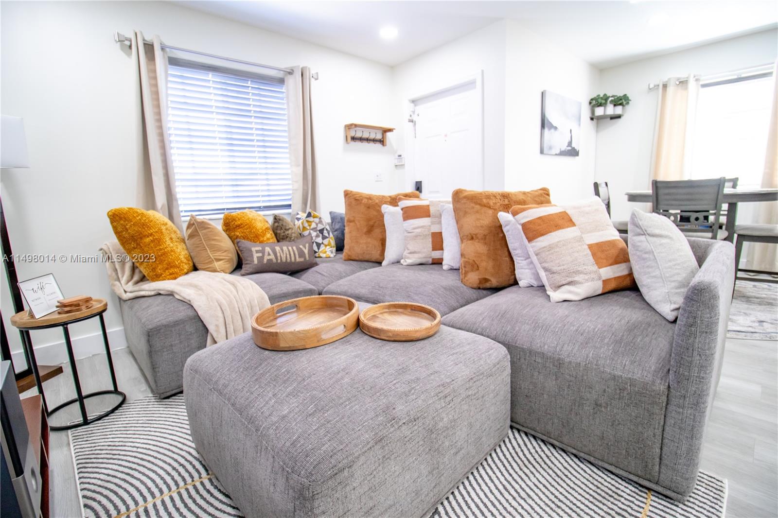 Royale Point-Townvillas C