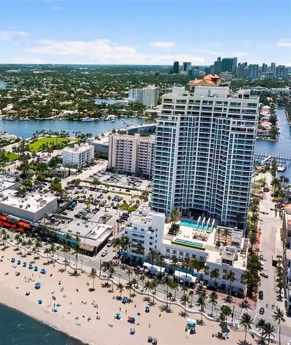 Las Olas Beach Club Condo