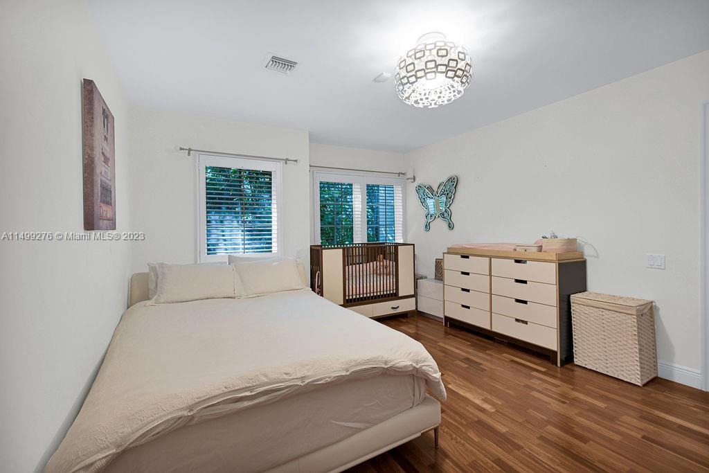 61 Camden Ct, Bal Harbour FL 33154