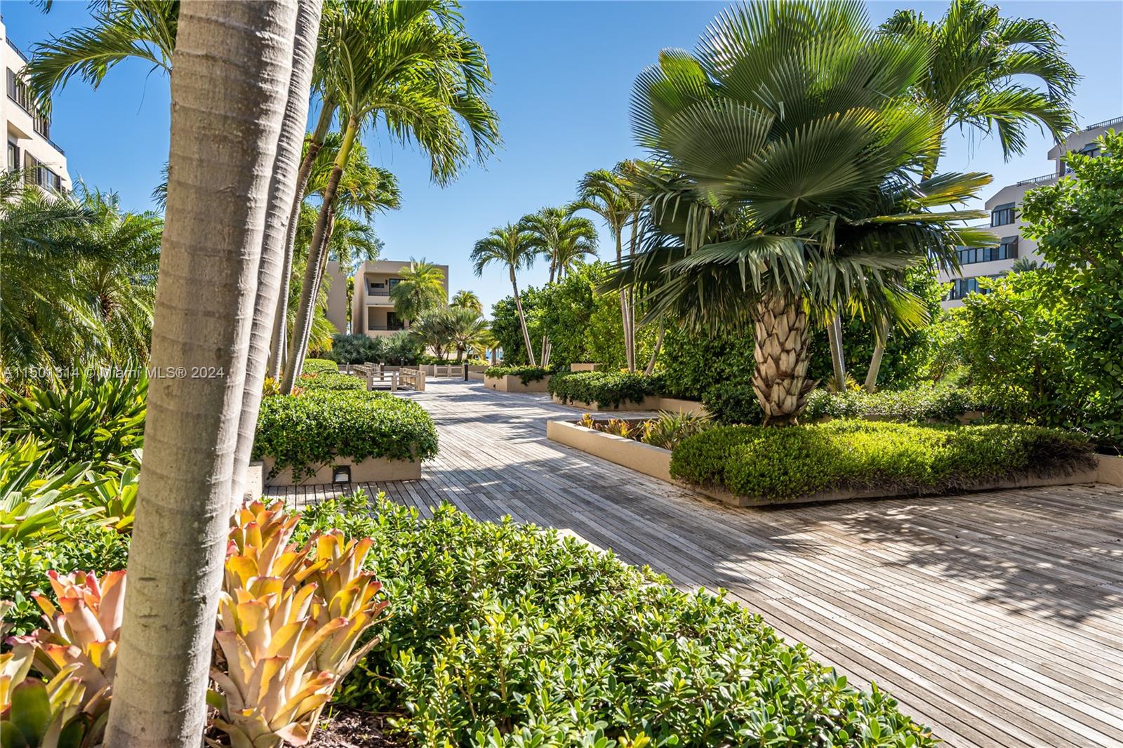 251 Crandon Blvd #920, Key Biscayne FL 33149