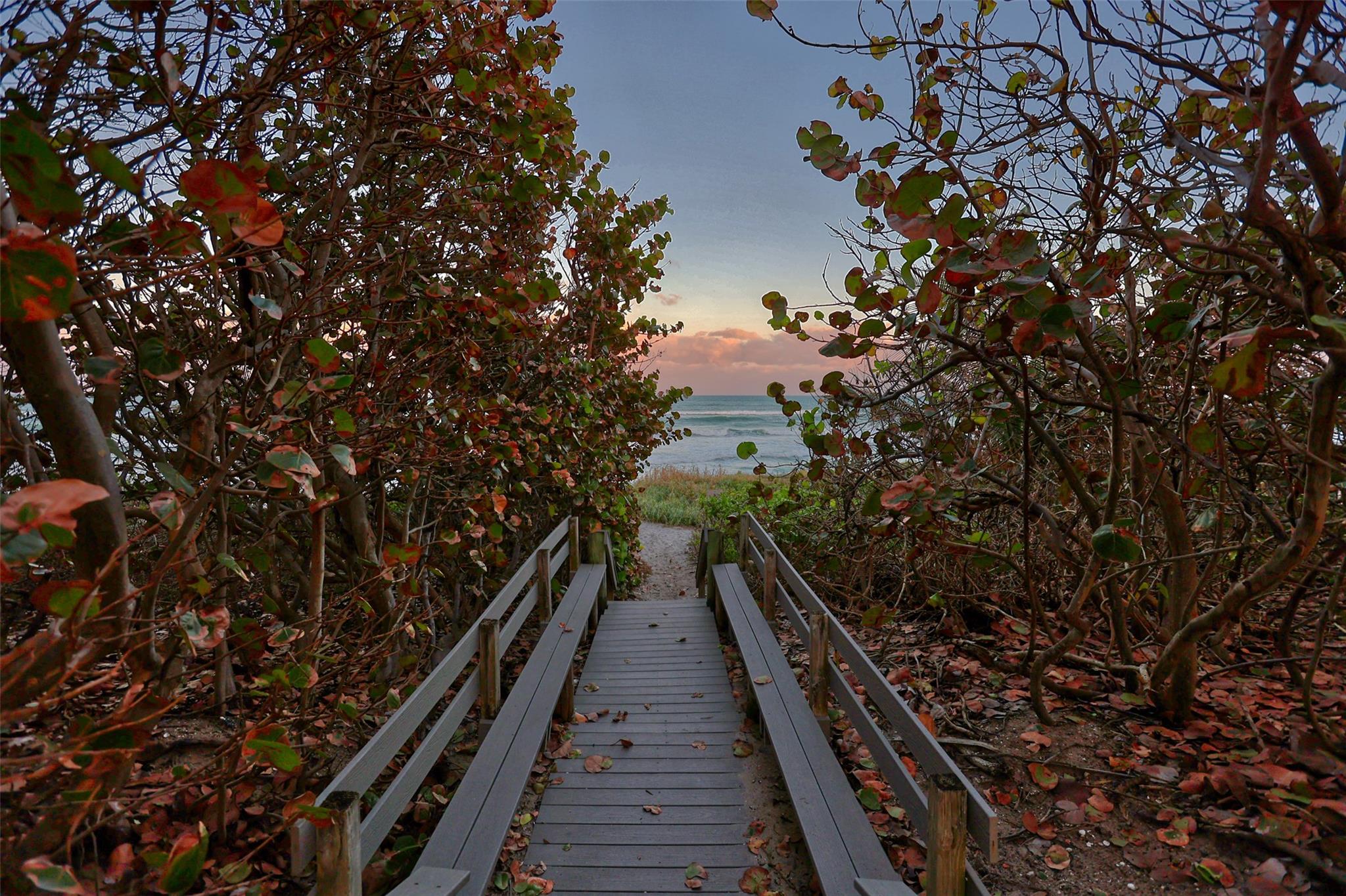 1 Of 2 Public Beach Access Within Walking Distance
