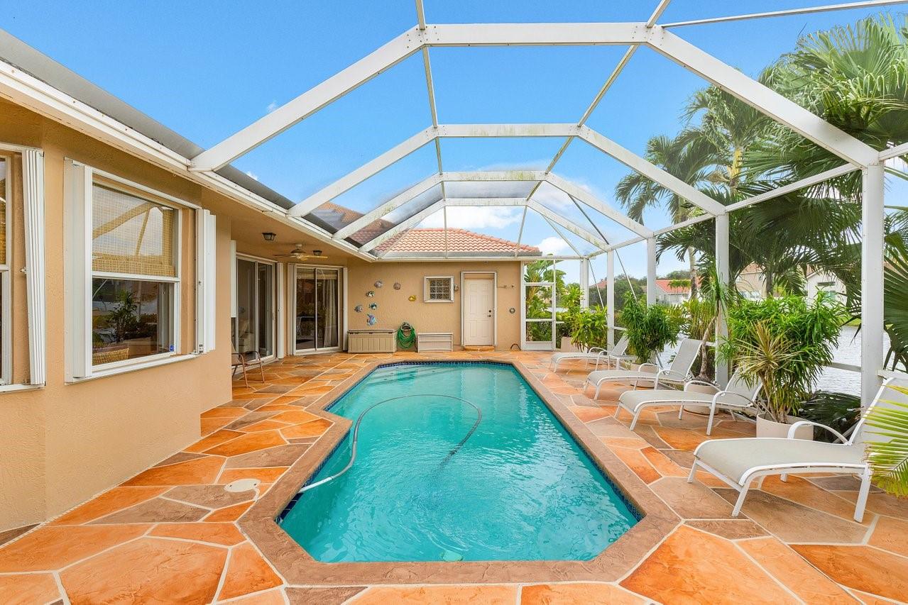 Beautiful bird cage enclosed pool with indoor controls!
