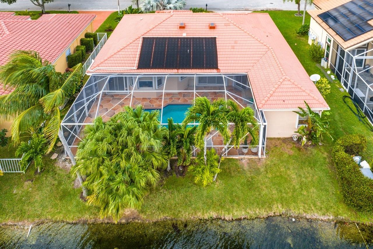 Own and enjoy your private tropical oasis!