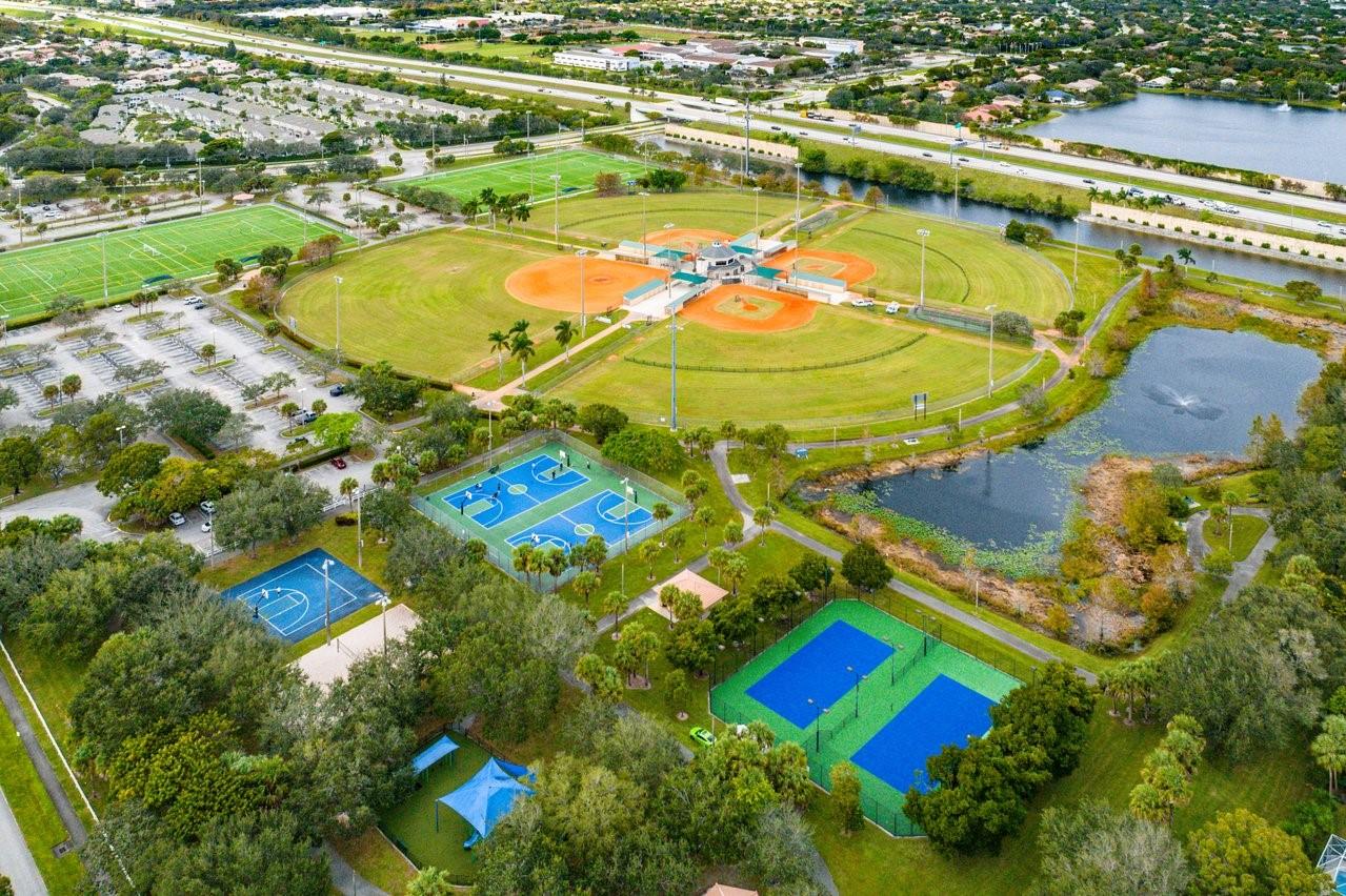 Fabulous parks, tennis and more, at your fingertips!