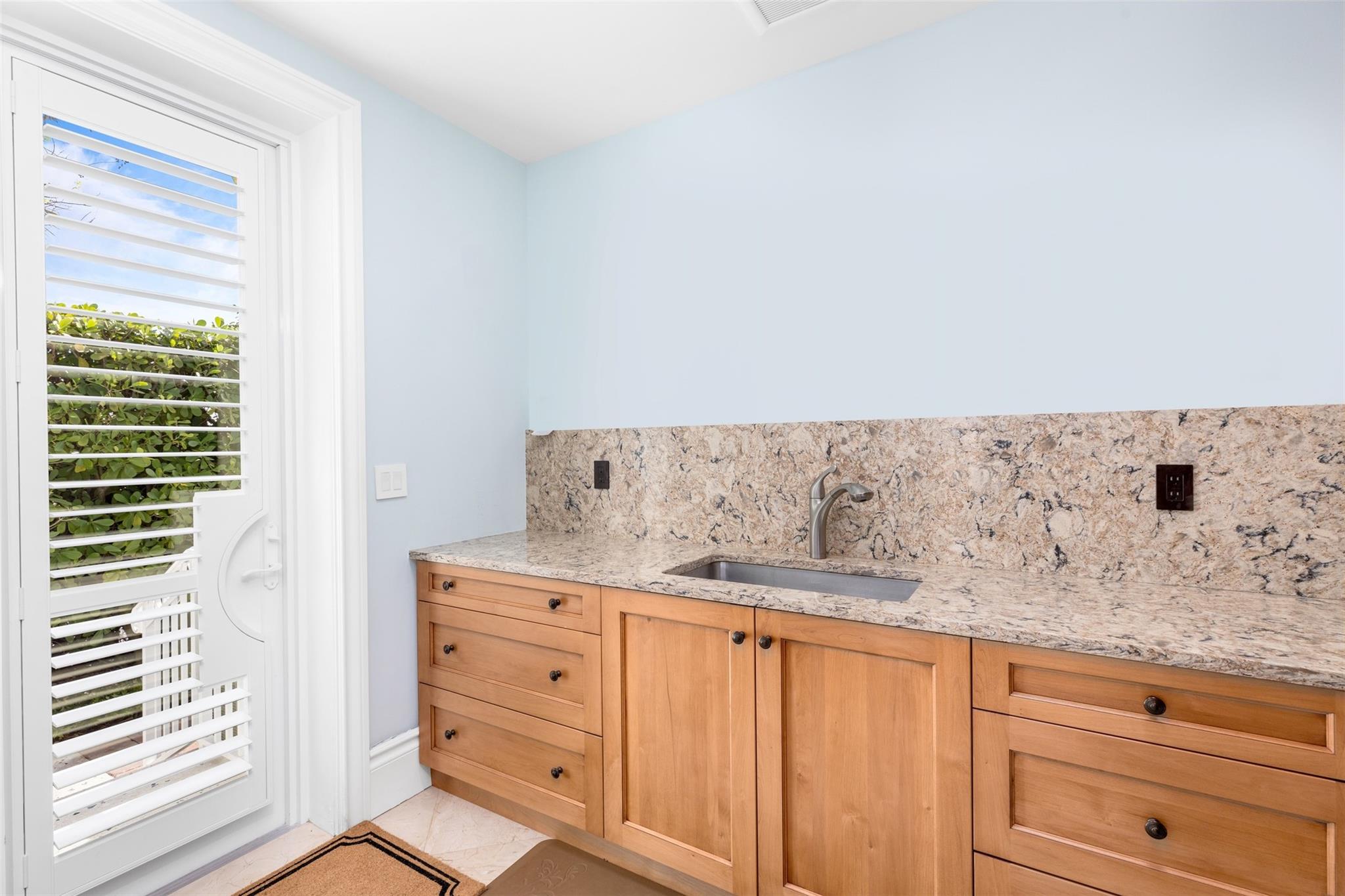 Mud Room Off Breakfast Nook w/ Outdoor Access