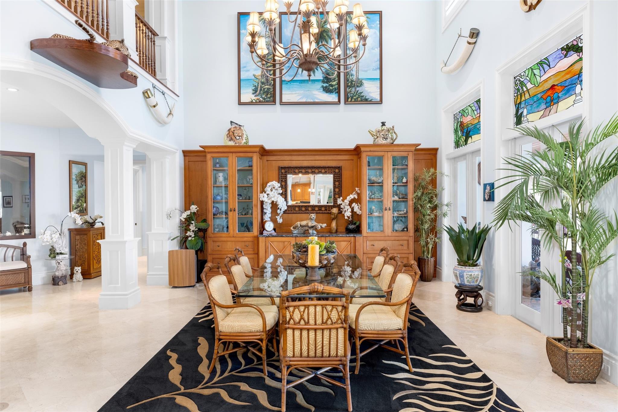 Formal Dining w/ High Ceilings