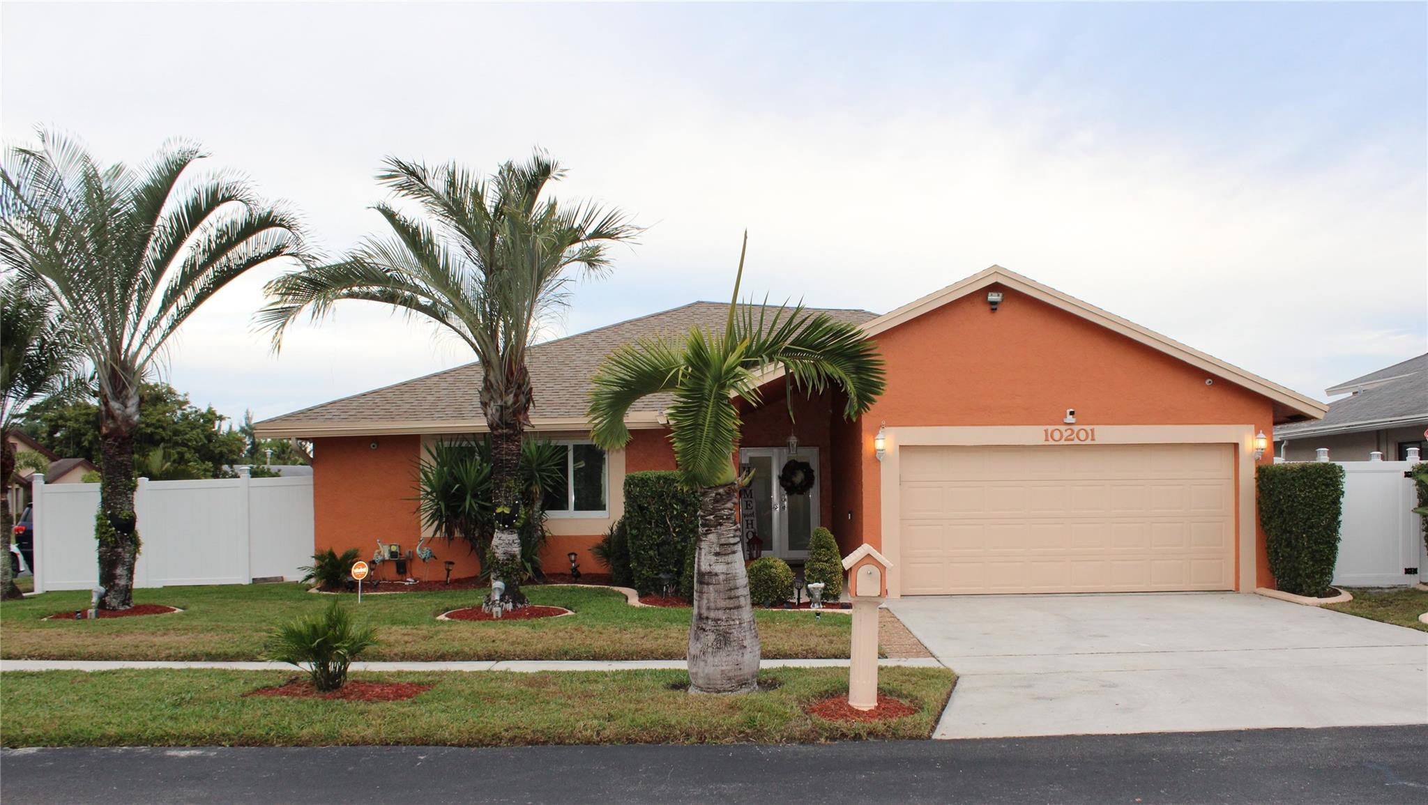 10201 Sw 16th Ct Davie FL 33324 | F10415553