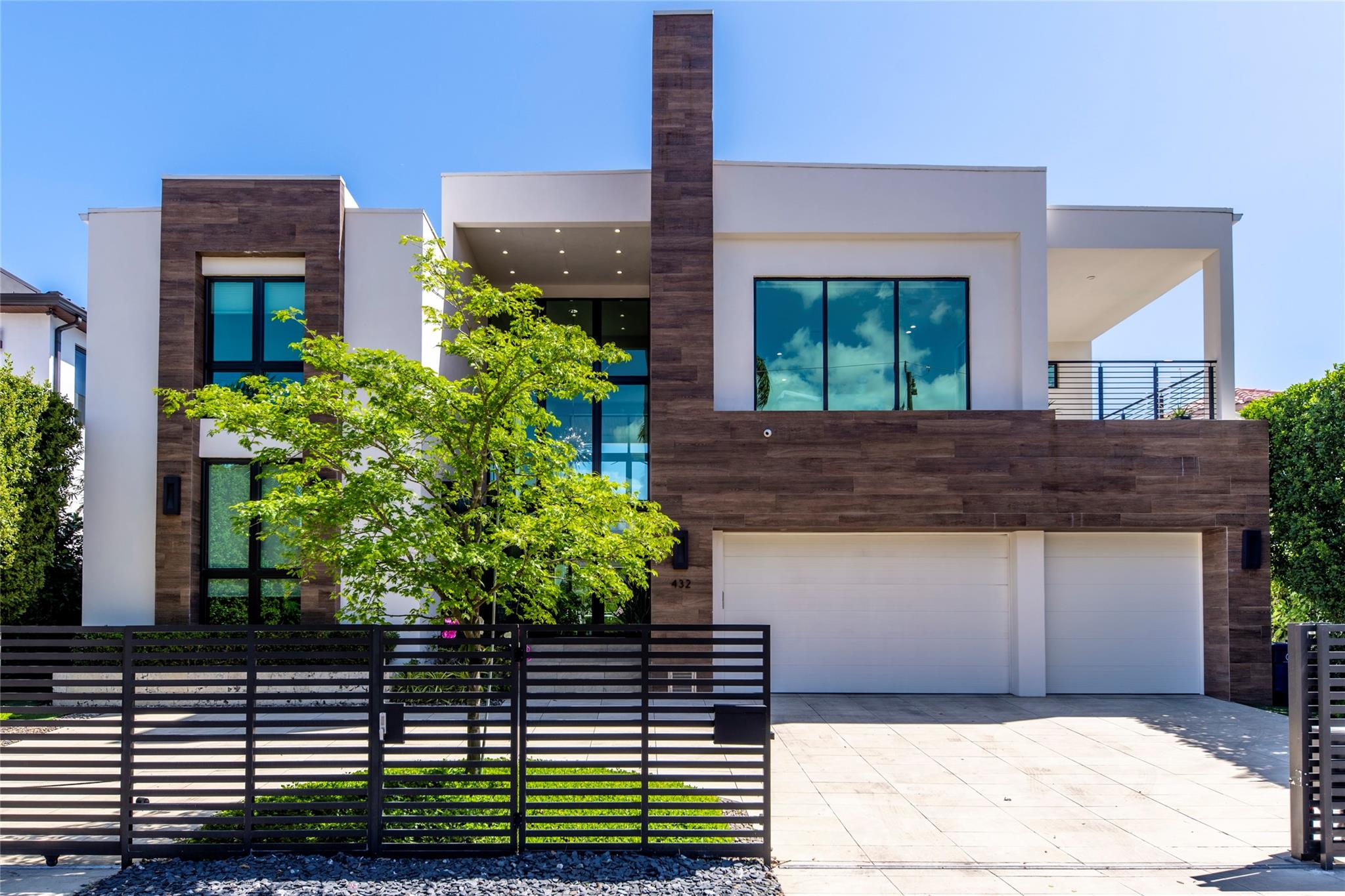 432 Coconut Isle Dr Fort Lauderdale FL 33301 | F10416894