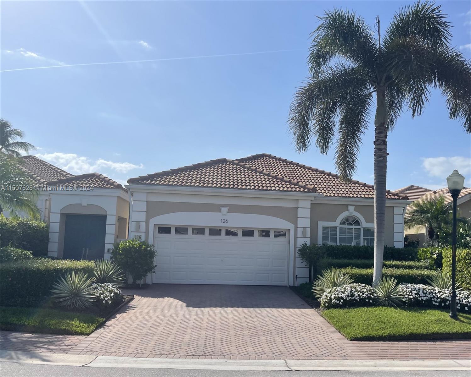 Homes for sale in Palm Beach Gardens, FL | 126 Coral Cay Dr, Palm Beach Gardens, FL 33418 | MLS# A11507626