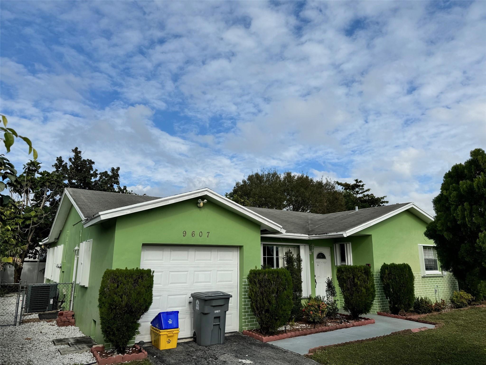 9607 Park Row Boca Raton FL 33428 | F10417249