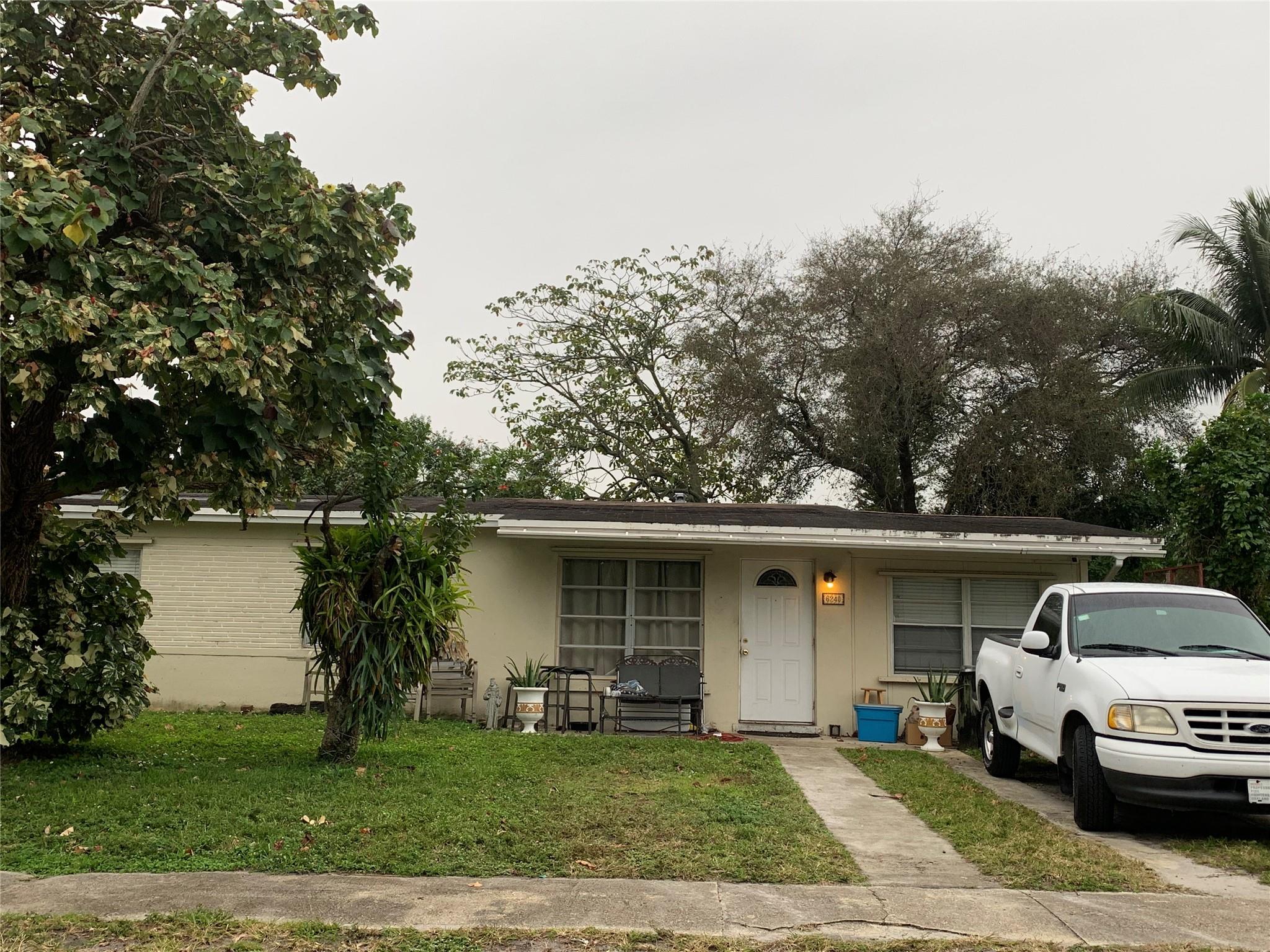 6240 Sw 38th St Davie FL 33314 | F10417430