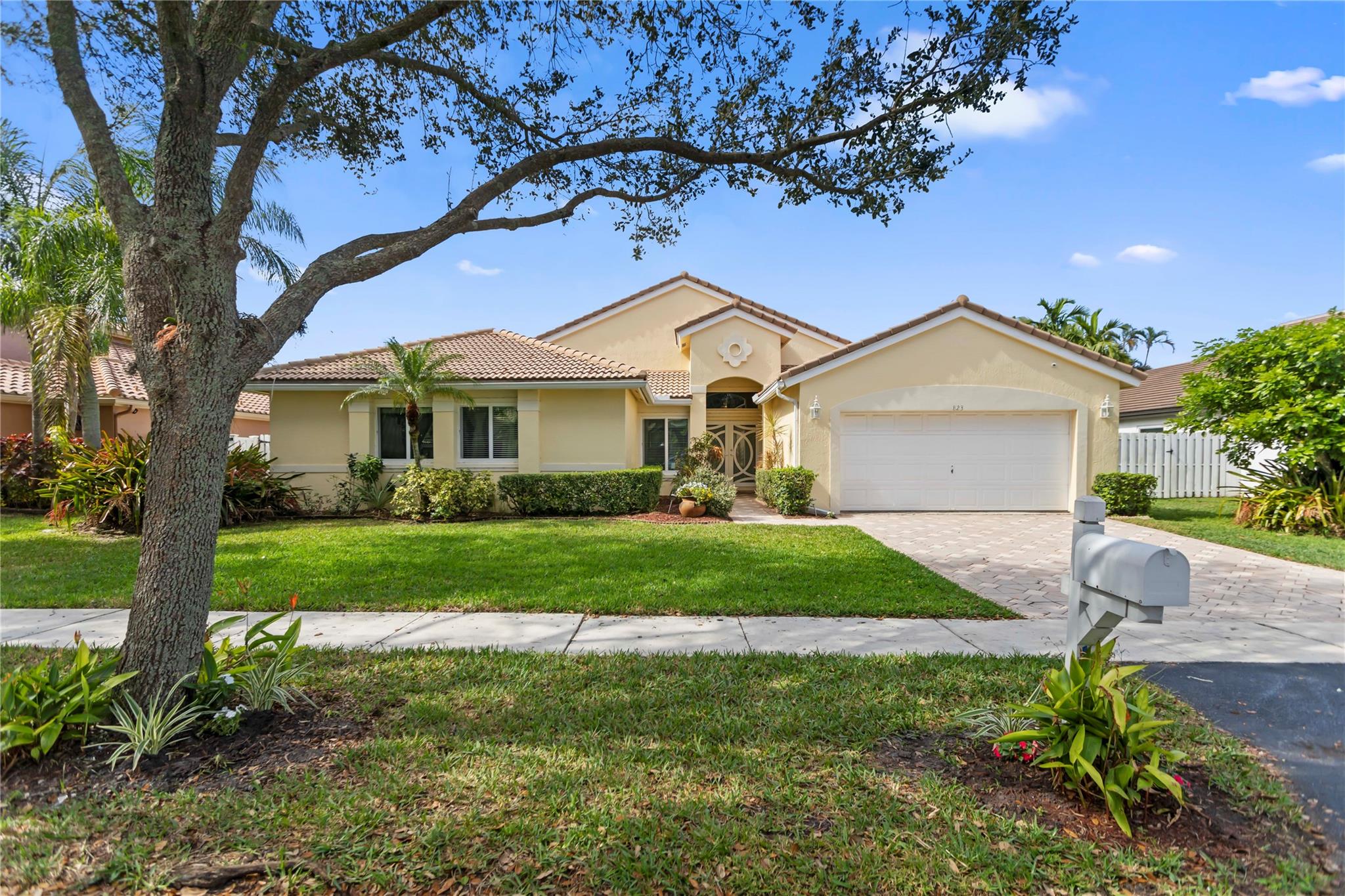 823 Nw 130th Ter Sunrise FL 33325 | F10416852