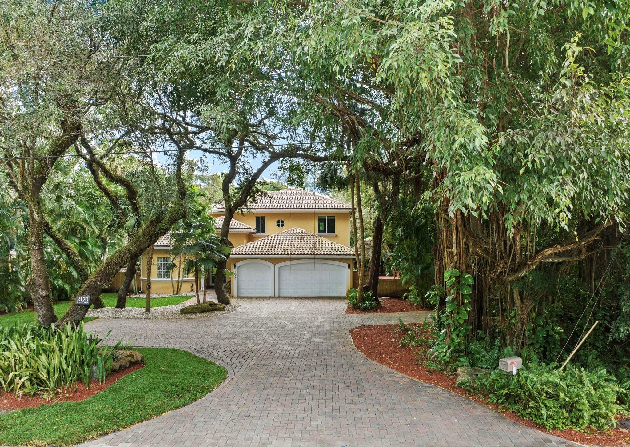 2120 Riverland Rd Fort Lauderdale FL 33312 | F10416912