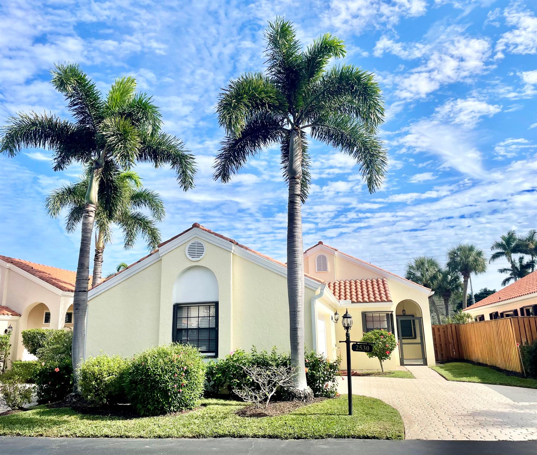 2530 La Lique Circle Palm Beach Gardens FL 33410 | R10952204