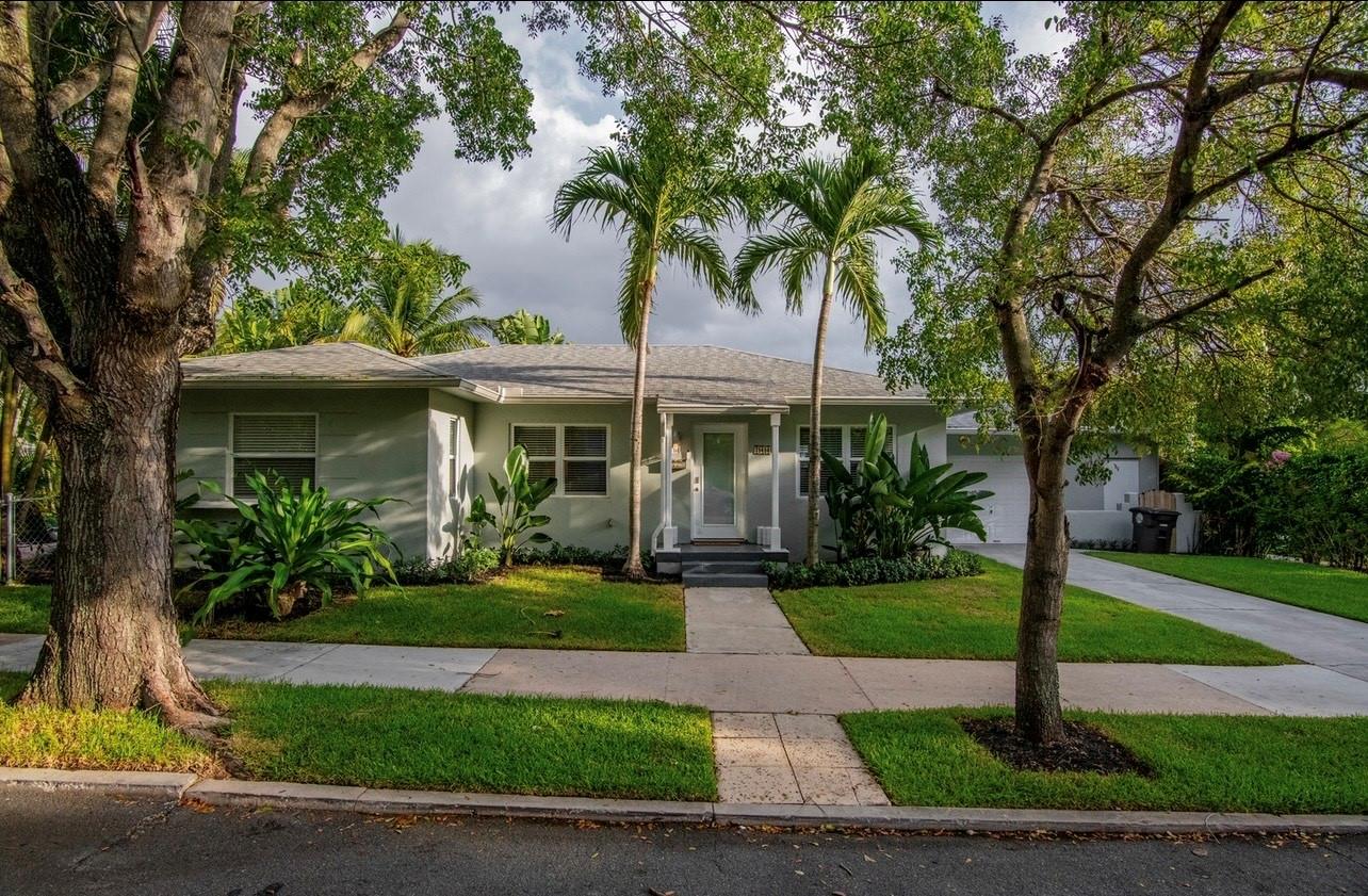 744 New York St West Palm Beach FL 33401 | F10420227