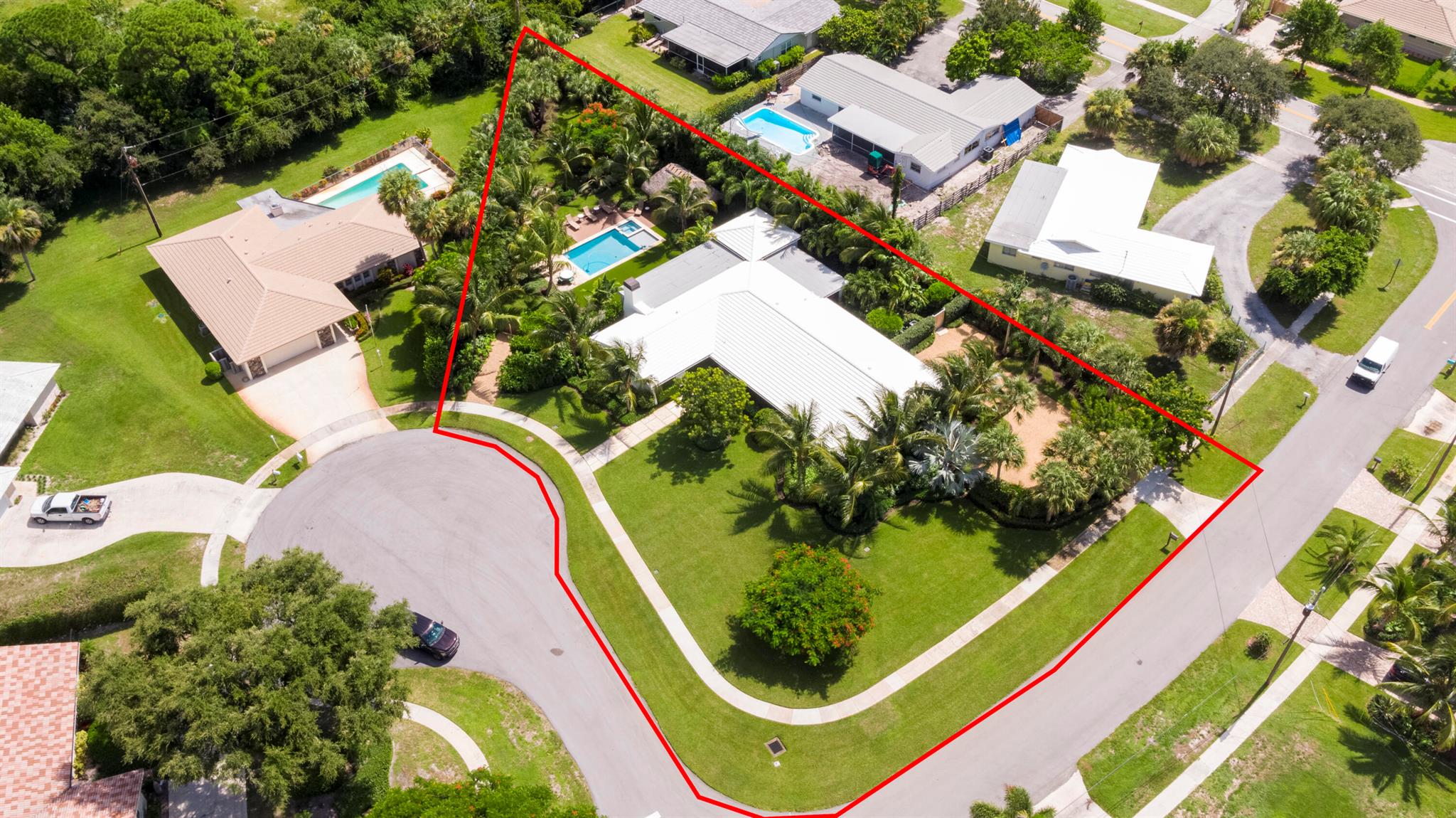 2043 Ascott Road North Palm Beach FL 33408 | R10955663