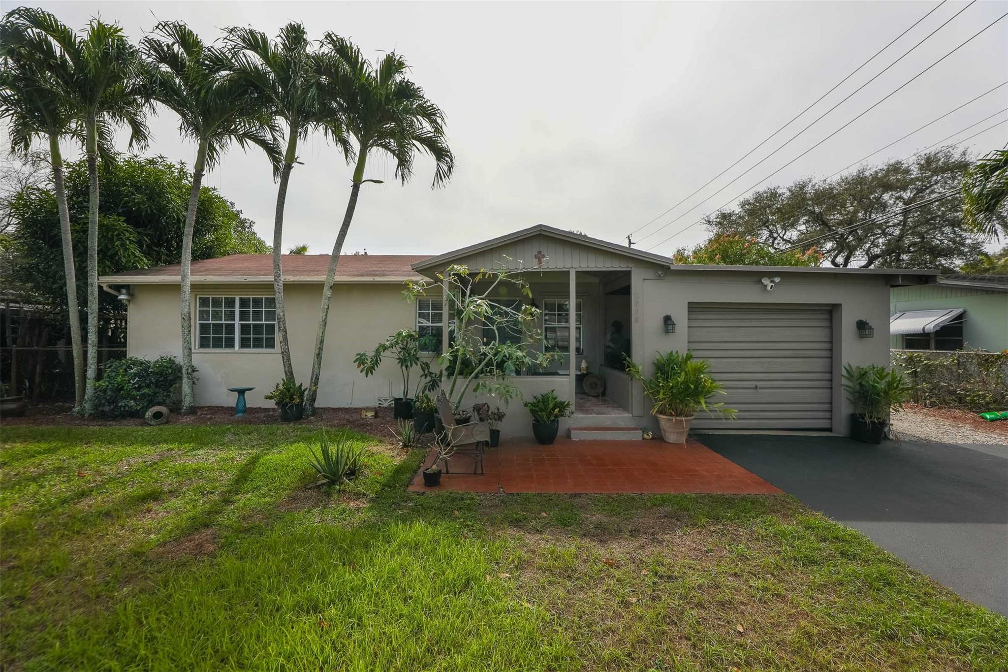 2848 Sw 16th St Fort Lauderdale FL 33312 | F10421722