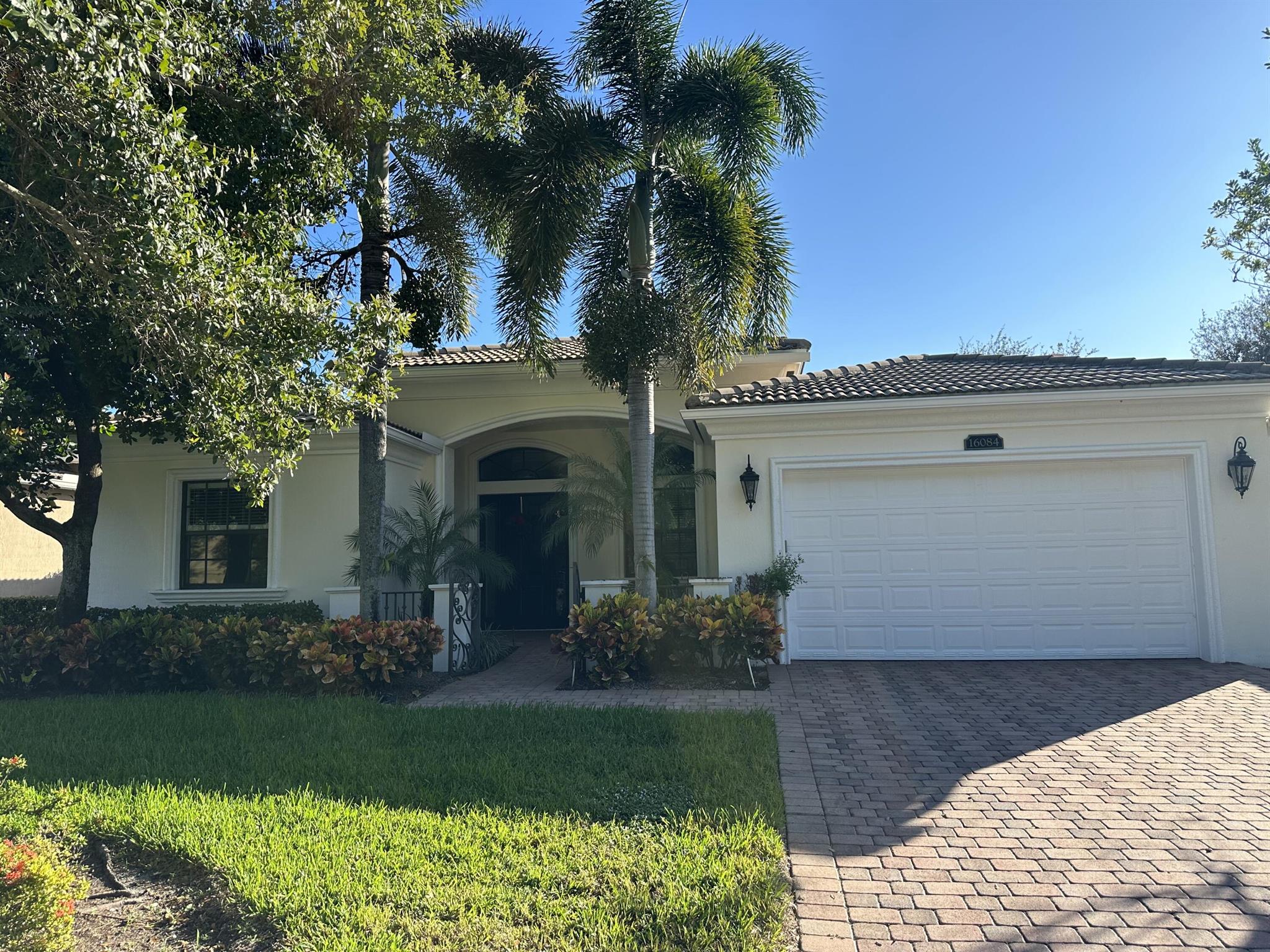 16084 Glencrest Avenue Delray Beach FL 33446 | R10955972