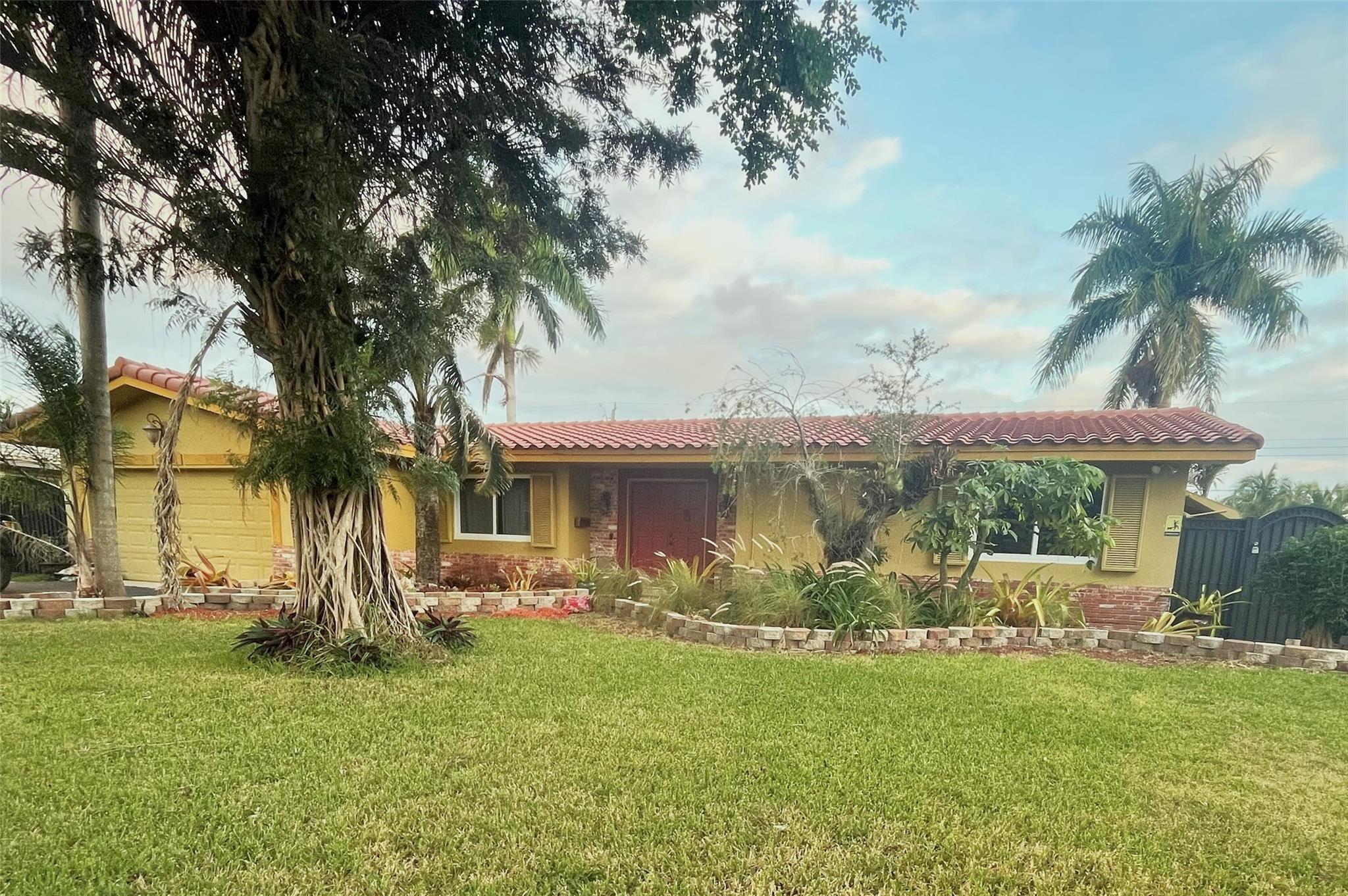 7241 Nw 10th Ct Plantation FL 33313 | F10421893