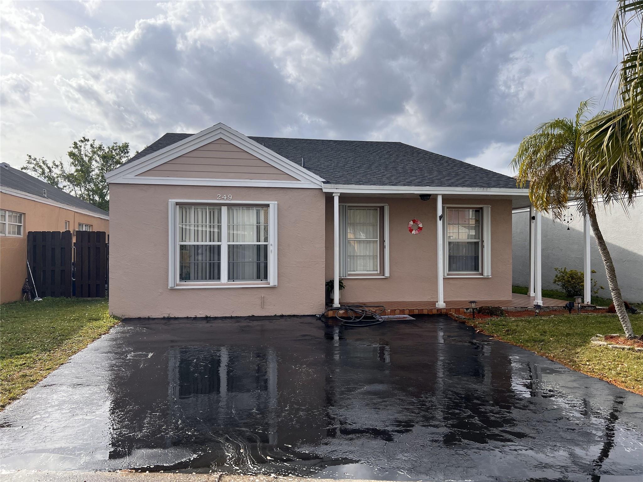 249 Sw 159th Ave Sunrise FL 33326 | F10422513