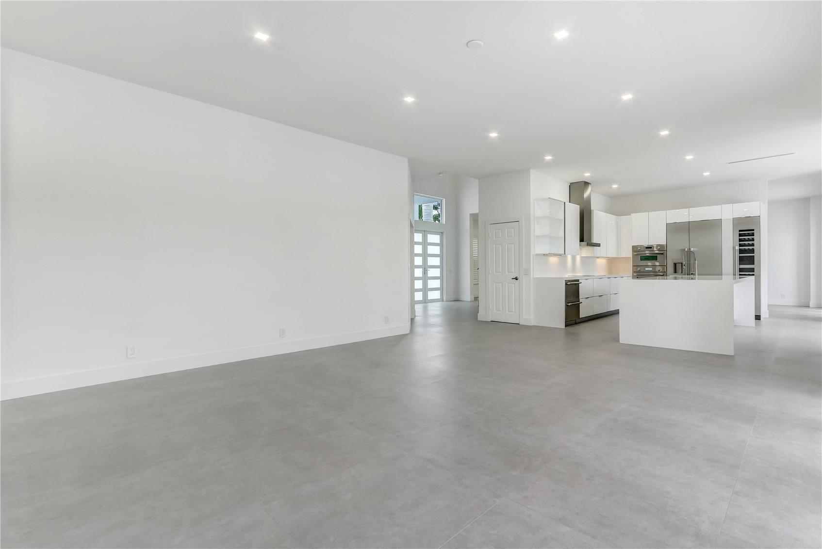 Family Room / Kitchen / Walk in Pantry / Front door