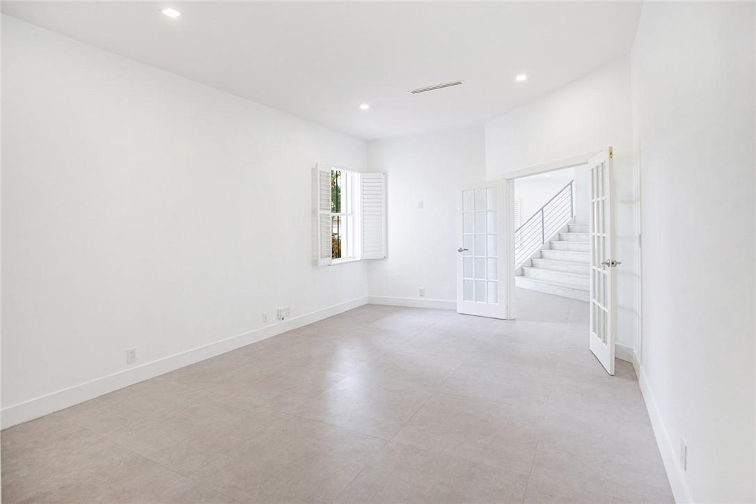 1st floor bedroom / office