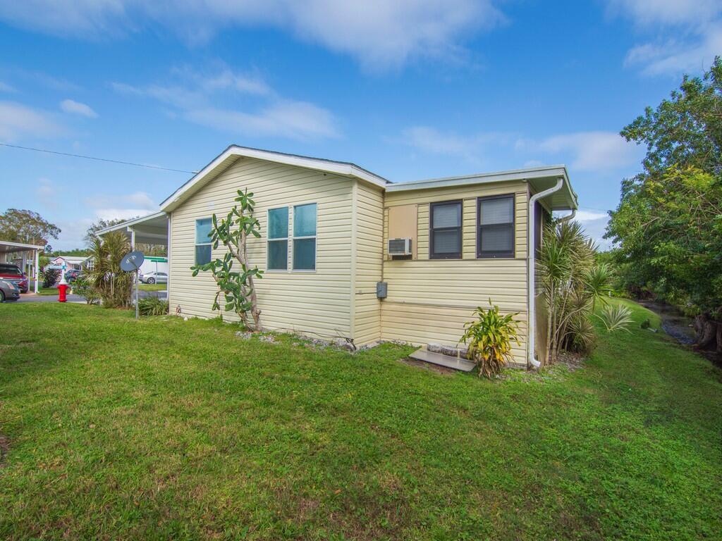 Homes for sale in Vero Beach, FL | 1950 S Us Hwy 1 #219, Vero Beach, FL 32962 | MLS# R10958631