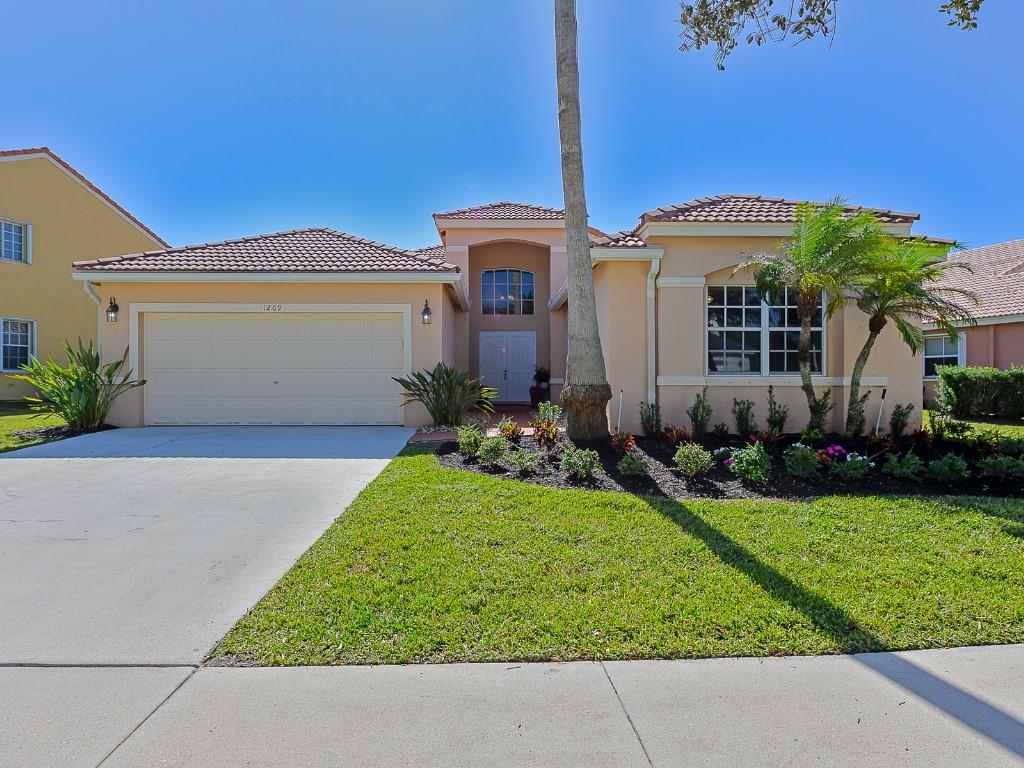 1209 Falls Blvd Weston FL 33327 | F10423273