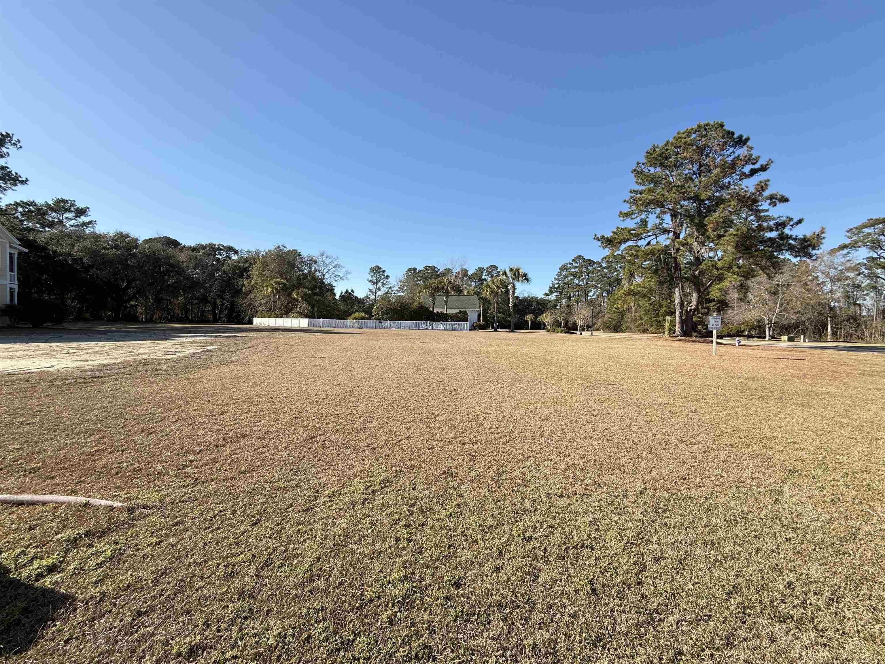 Homes for sale in Georgetown, SC | 46 Oak Bay Dr, Georgetown, SC 29440 | MLS# 2403584