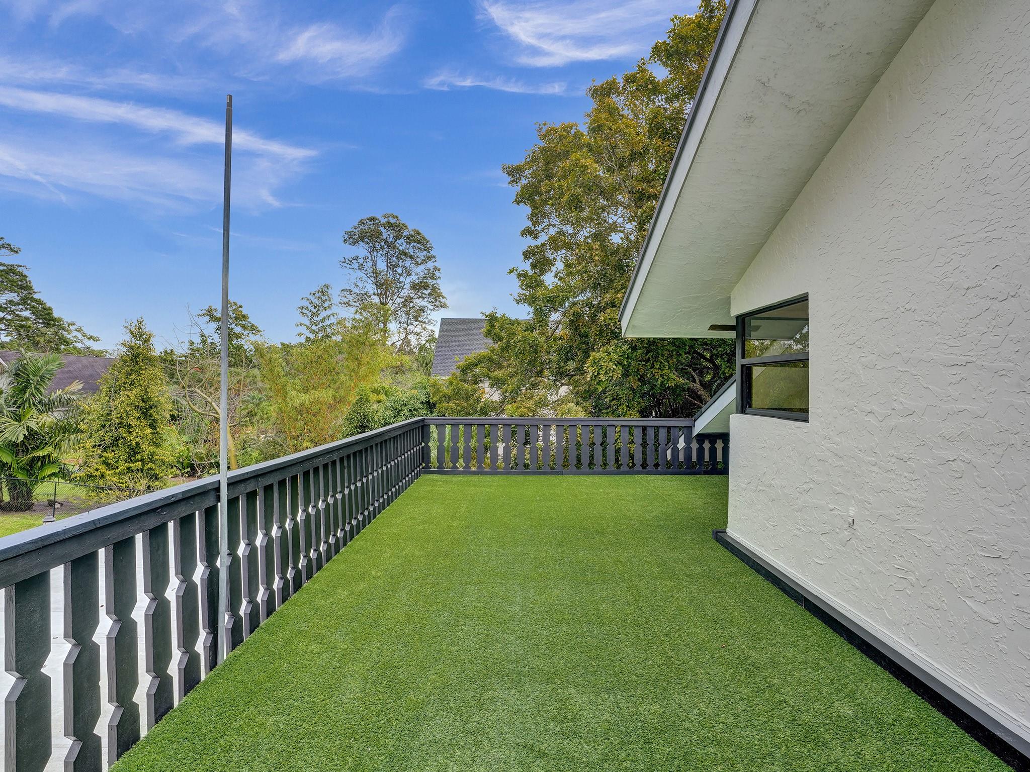 Main Home - 2nd Floor Balcony