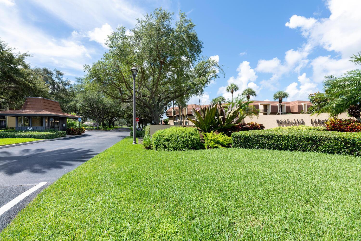 Homes for sale in Palm Beach Gardens, FL | 5188 Woodland Lakes Dr #337, Palm Beach Gardens, FL 33418 | MLS# R10959272