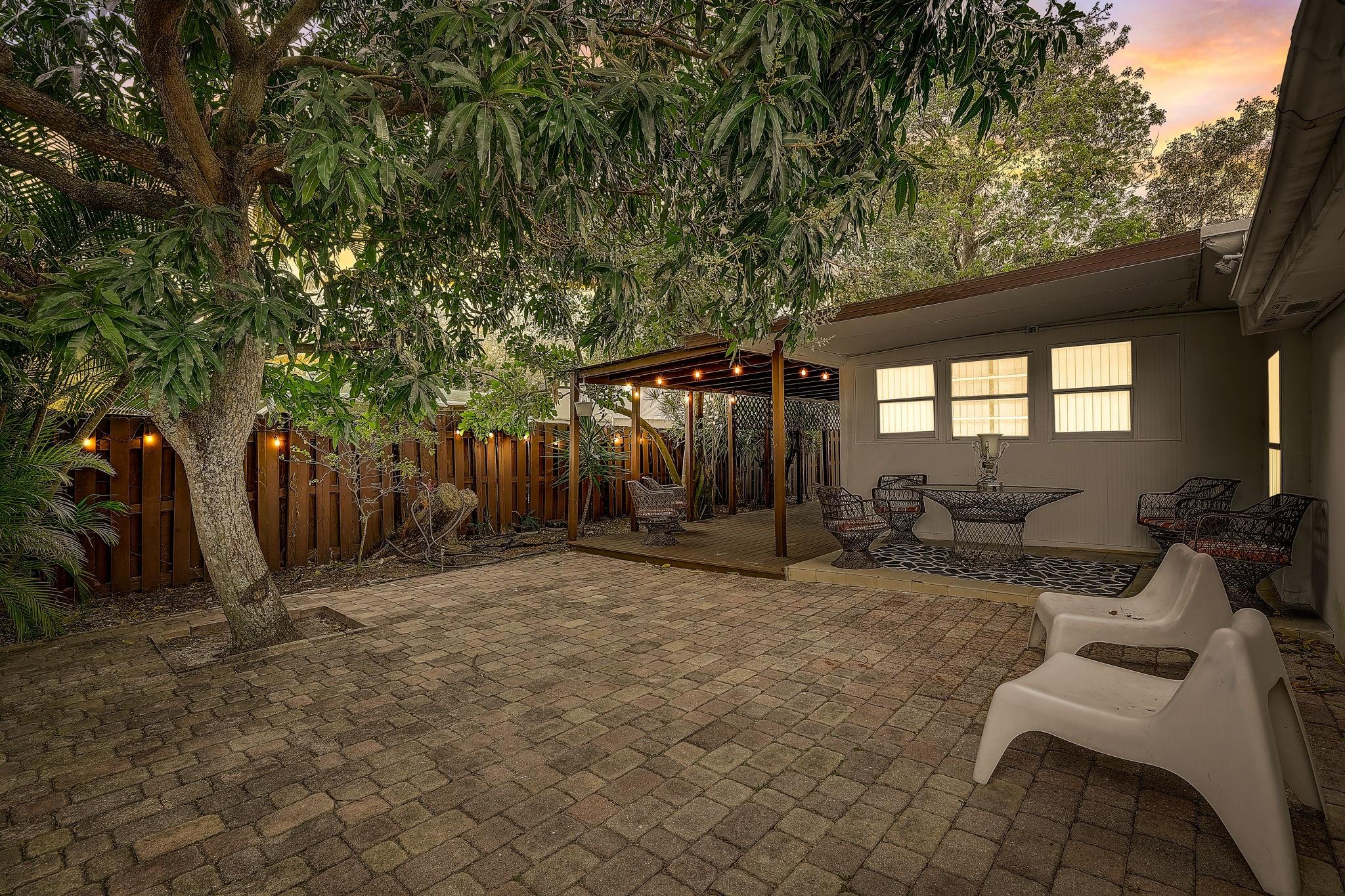 5712 Hollywood Blvd Hollywood FL 33023 | F10423287