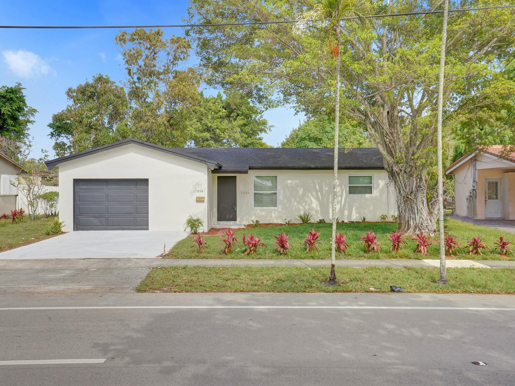 1440 Nw 61st Ave Sunrise FL 33313 | F10422553