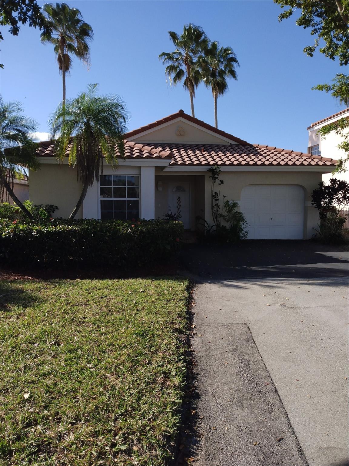 1242 Garden Rd, Weston, FL 33326, 2 Bedrooms , 2 Bathrooms ,Single Family Residence,Off Market,F10424294, Horizon Palm Realty Group