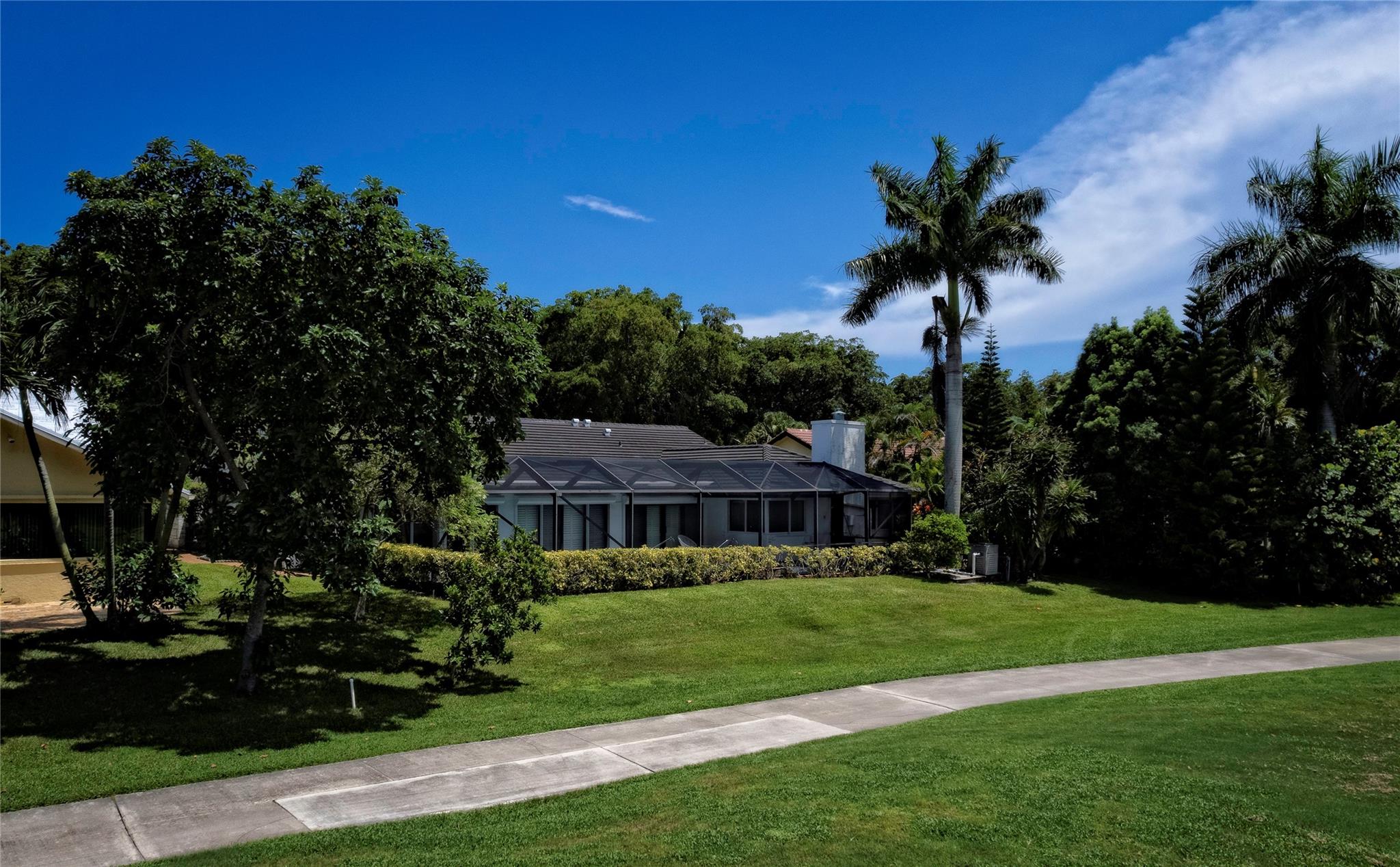 355 Deer Creek Woodlake Ln Deerfield Beach FL 33442 | F10424380