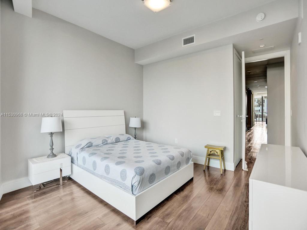 3250 NE 188th St #207, Aventura FL 33180