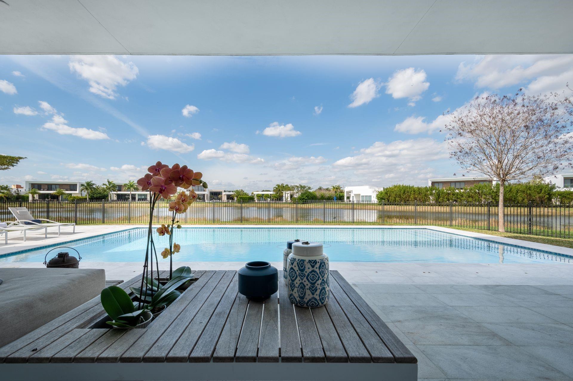 Homes for sale in Weston, FL | 16553 Botaniko Dr, Weston, FL 33326 | MLS# F10424602