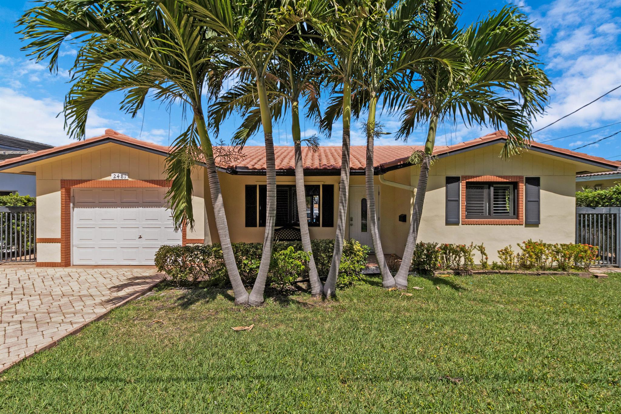 2481 Se 15th Street Pompano Beach FL 33062 | R10965353