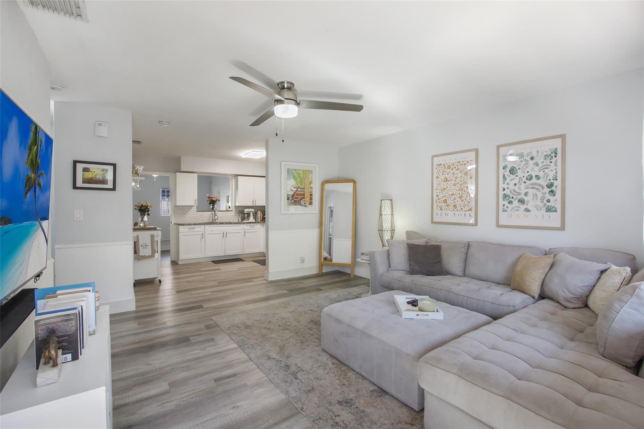 1408-1410 NE 17TH CT